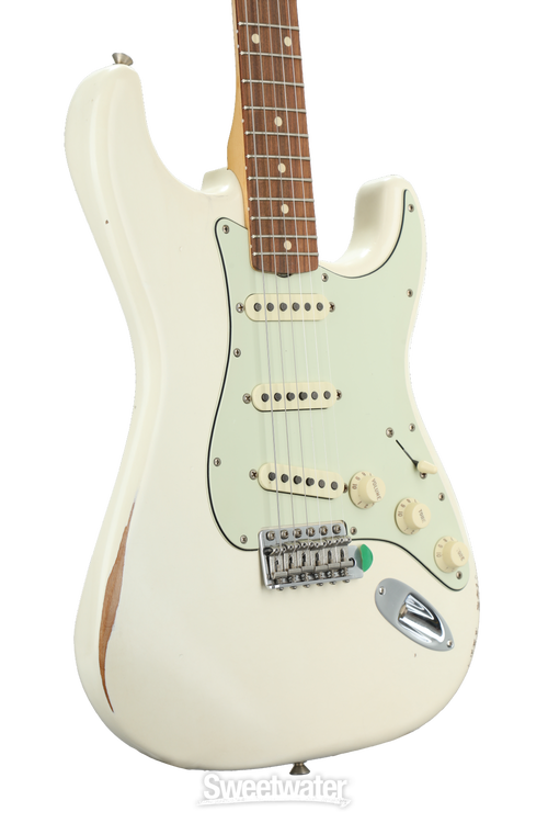 Fender Road Worn '60s Stratocaster - Olympic White with Pau Ferro  Fingerboard