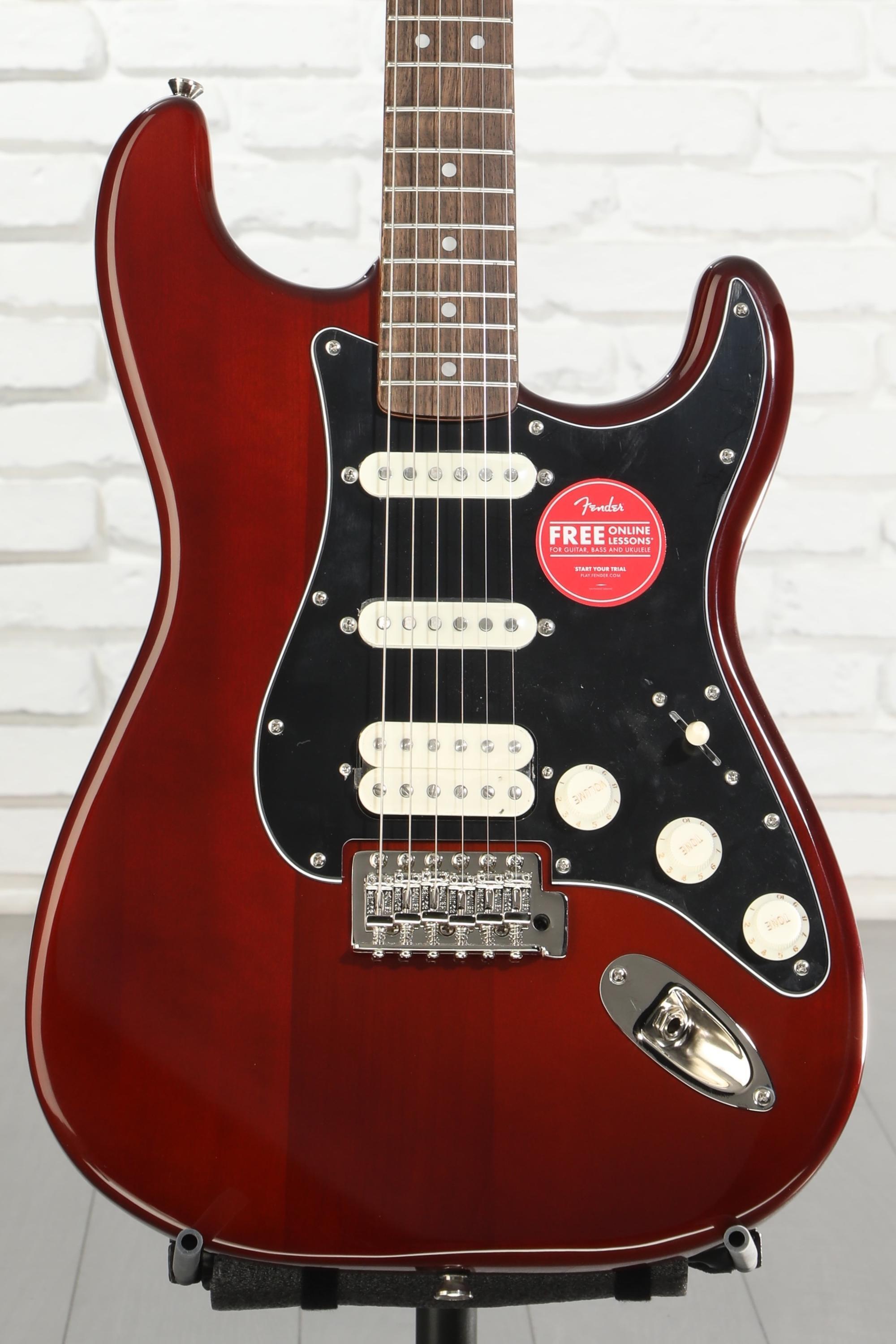 Squier Classic Vibe '70s Stratocaster HSS - Walnut with Indian