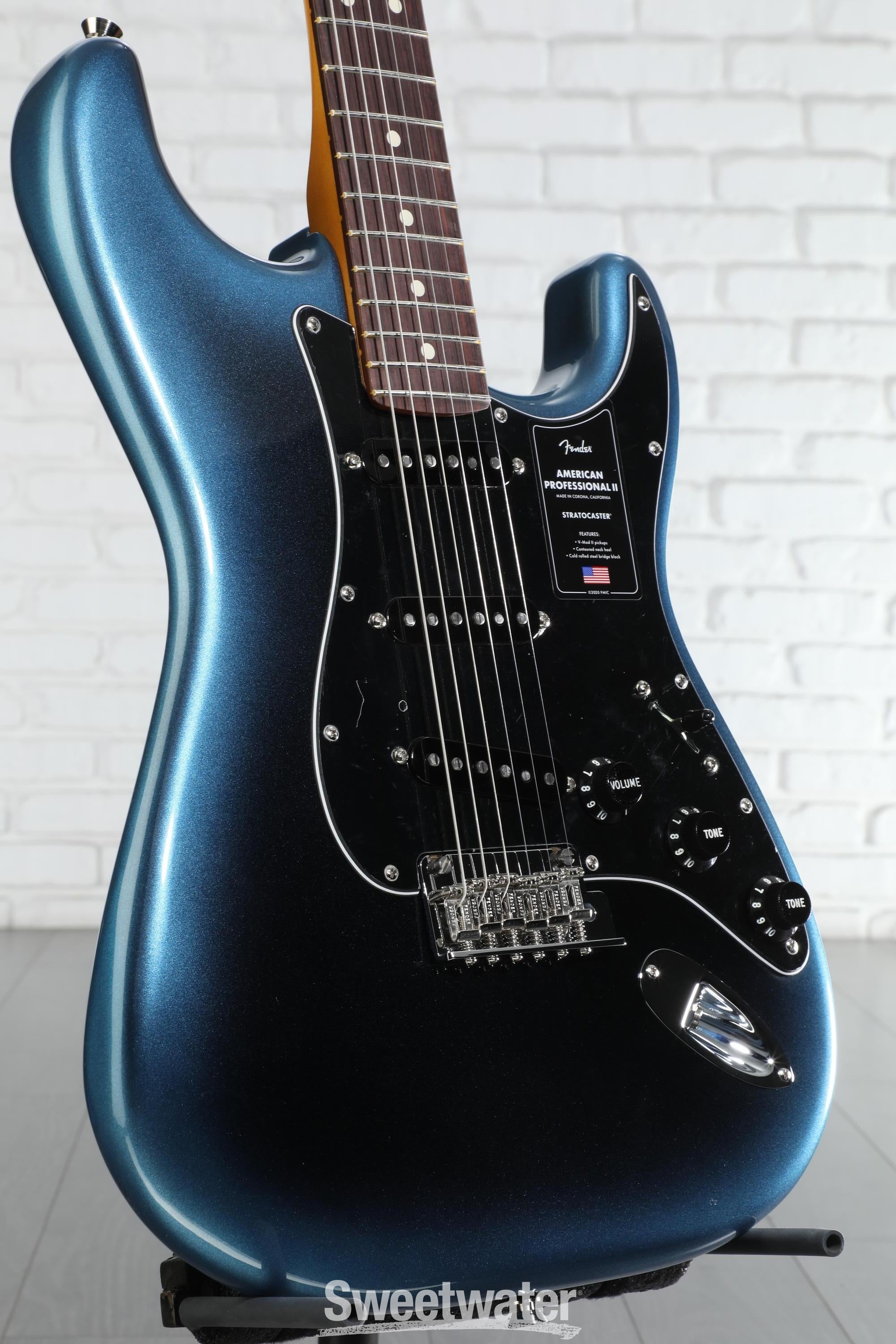 ギター American professional II stratocaster Fender American Professional II Stratocaster - Dark Night with