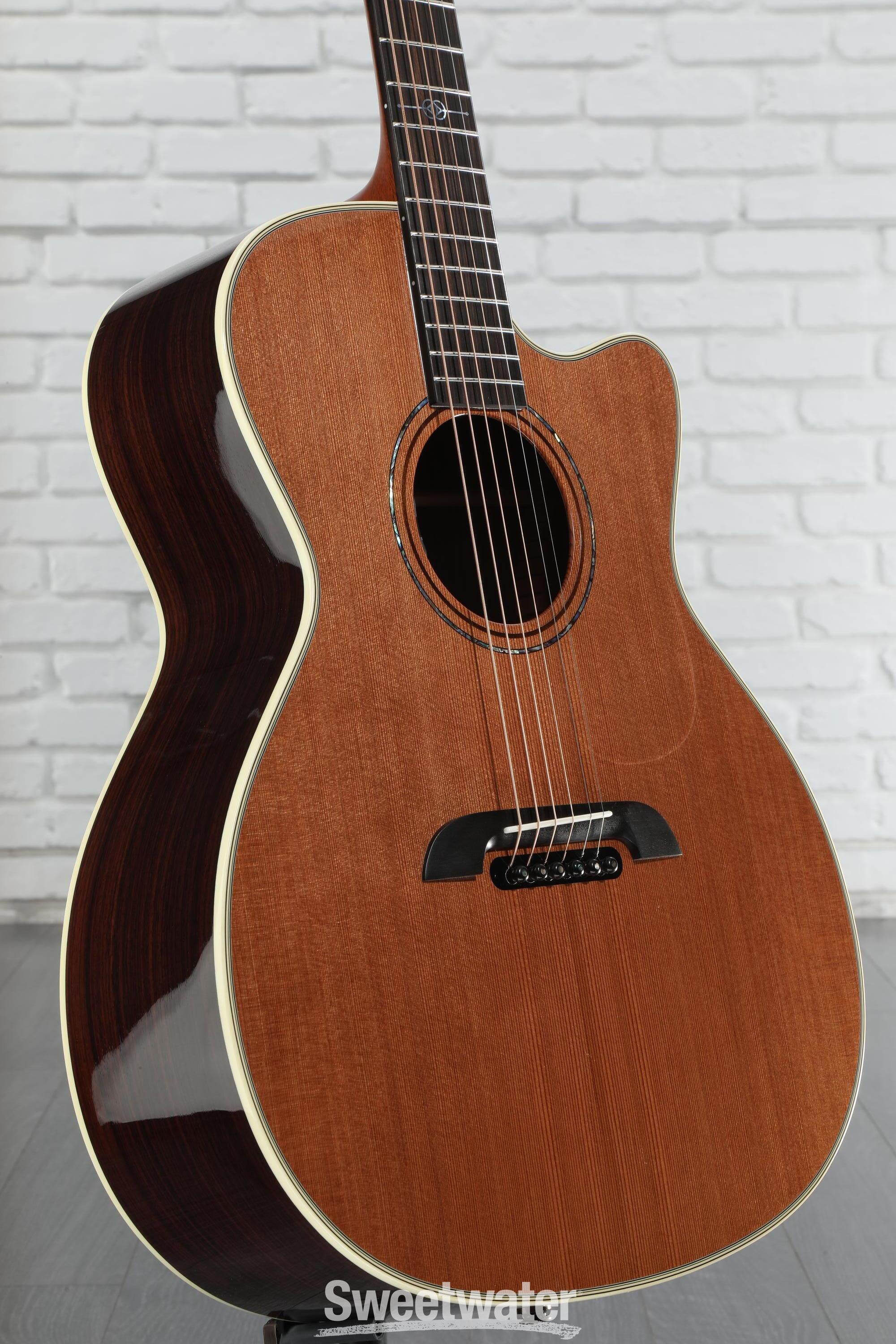 Alvarez Yairi GYM74ce Masterworks Series Acoustic-electric