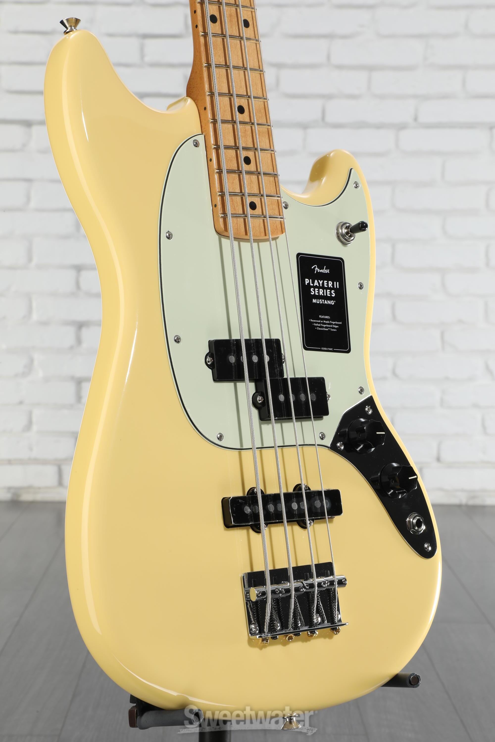 Fender Special Edition Mustang PJ Bass - Buttercream with