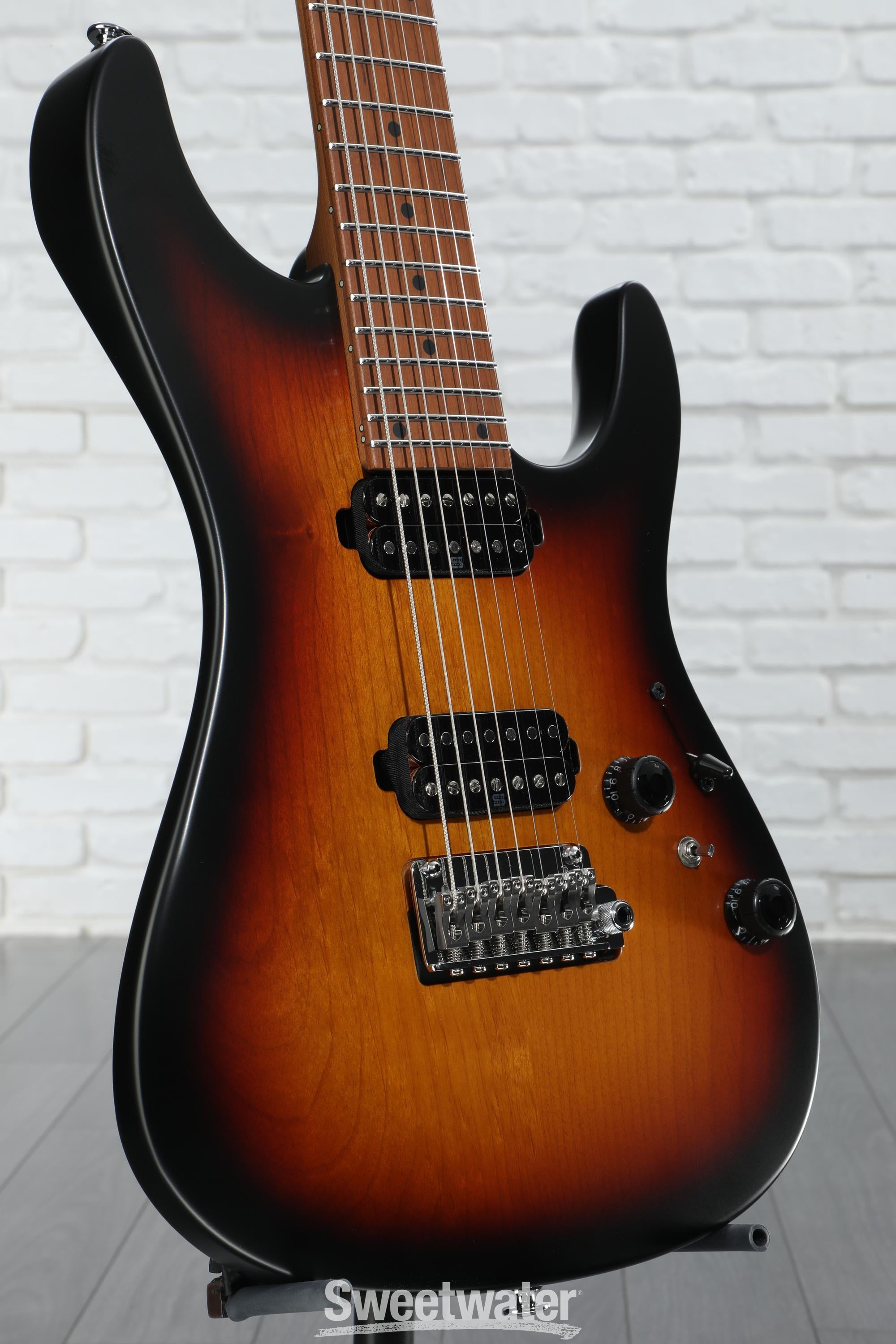 Amazon.com: Ibanez Prestige AZ24027 7-string Electric Guitar