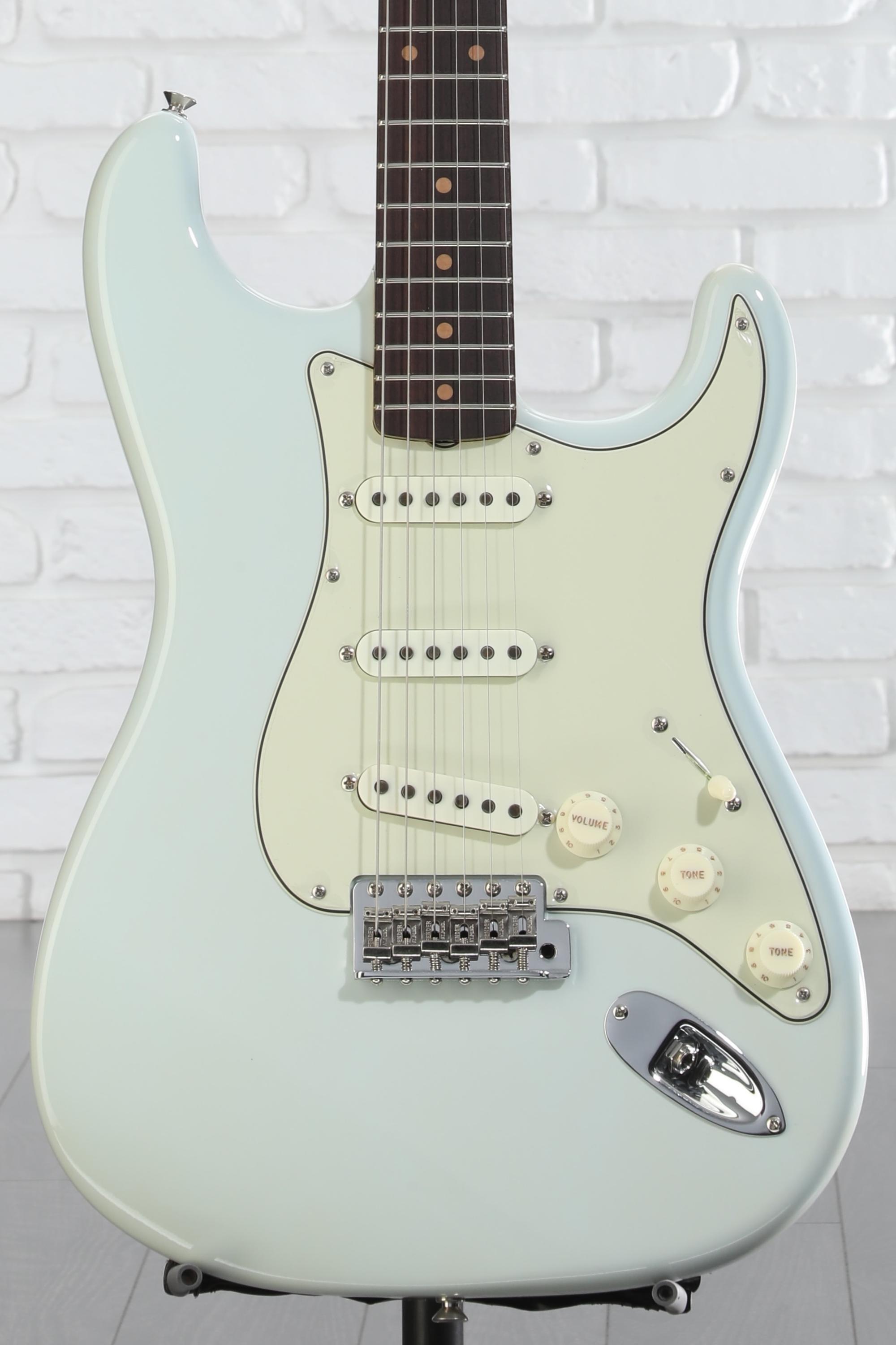 ギター Fender Custom Shop 1959 Stratocaster NOS GuitarGuitar '59 Stratocaster® NOS, 1-Piece Maple Neck