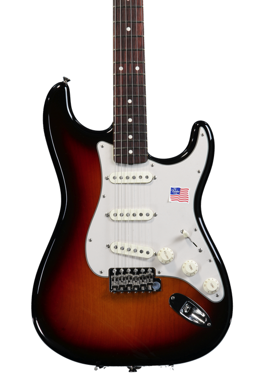 Fender Vintage Hot Rod '62 Stratocaster - 3-Color Sunburst
