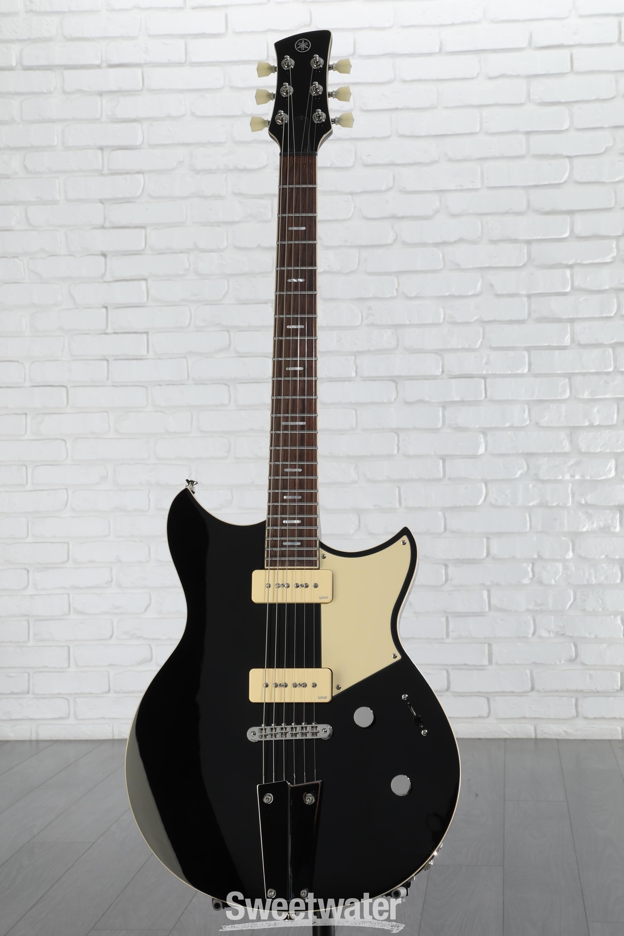 ギター YAMAHA REVSTAR RSS02T BLACK Yamaha RSS02T Revstar Electric Guitar - Black at No Limit