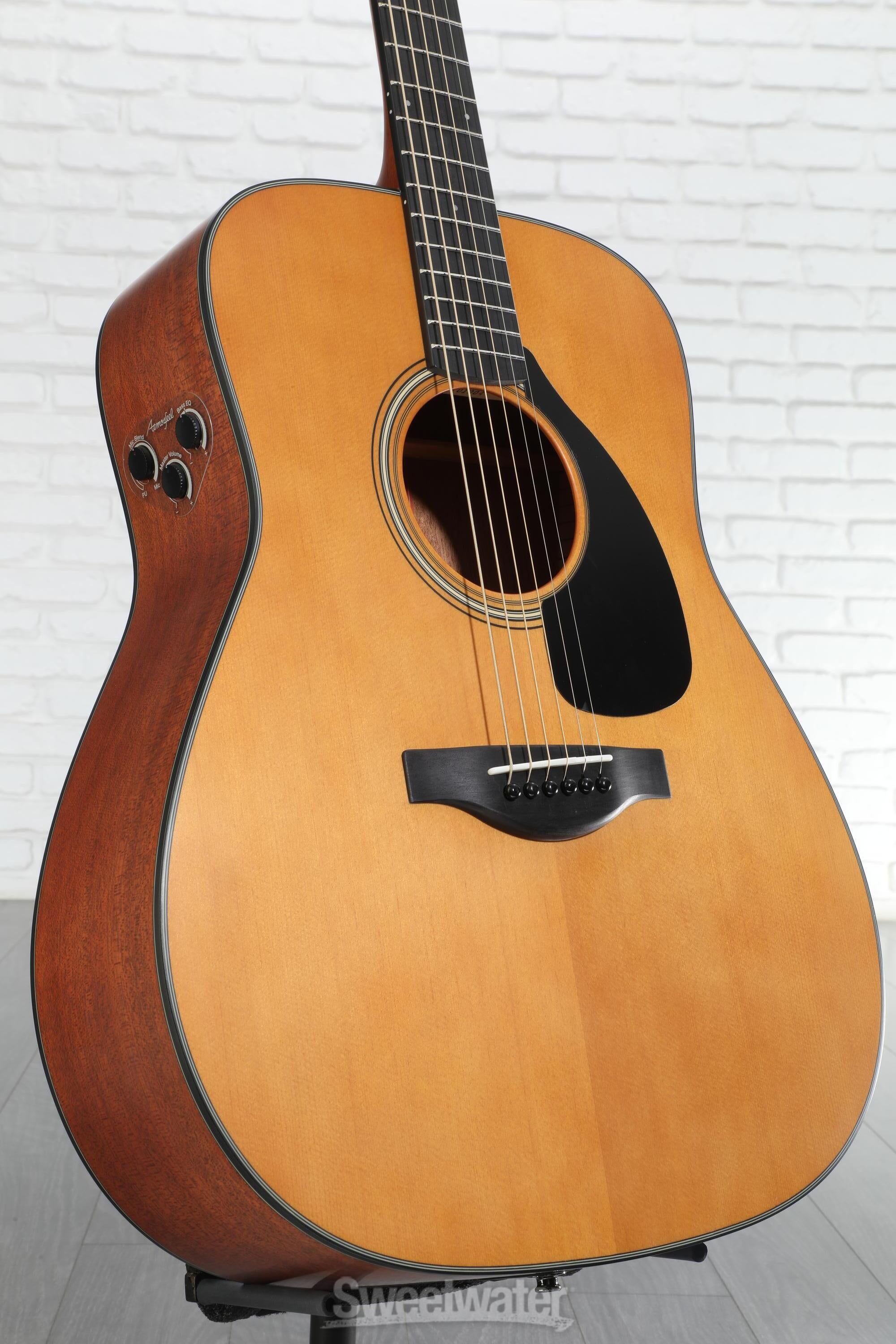 Yamaha Red Label FGX3 Acoustic Guitar - Natural Reviews | Sweetwater