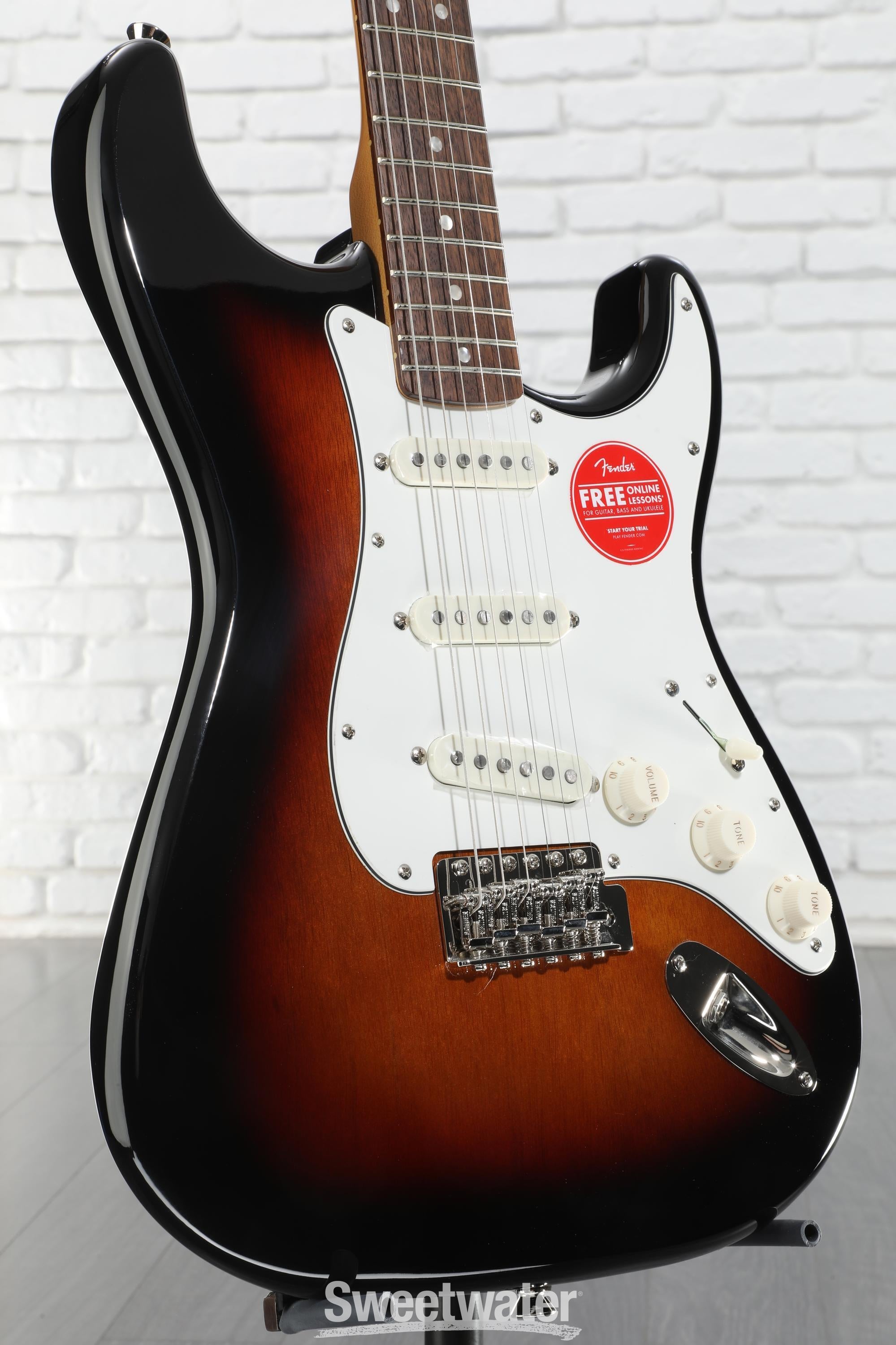 Squier Classic Vibe '60s Stratocaster - 3-Color Sunburst