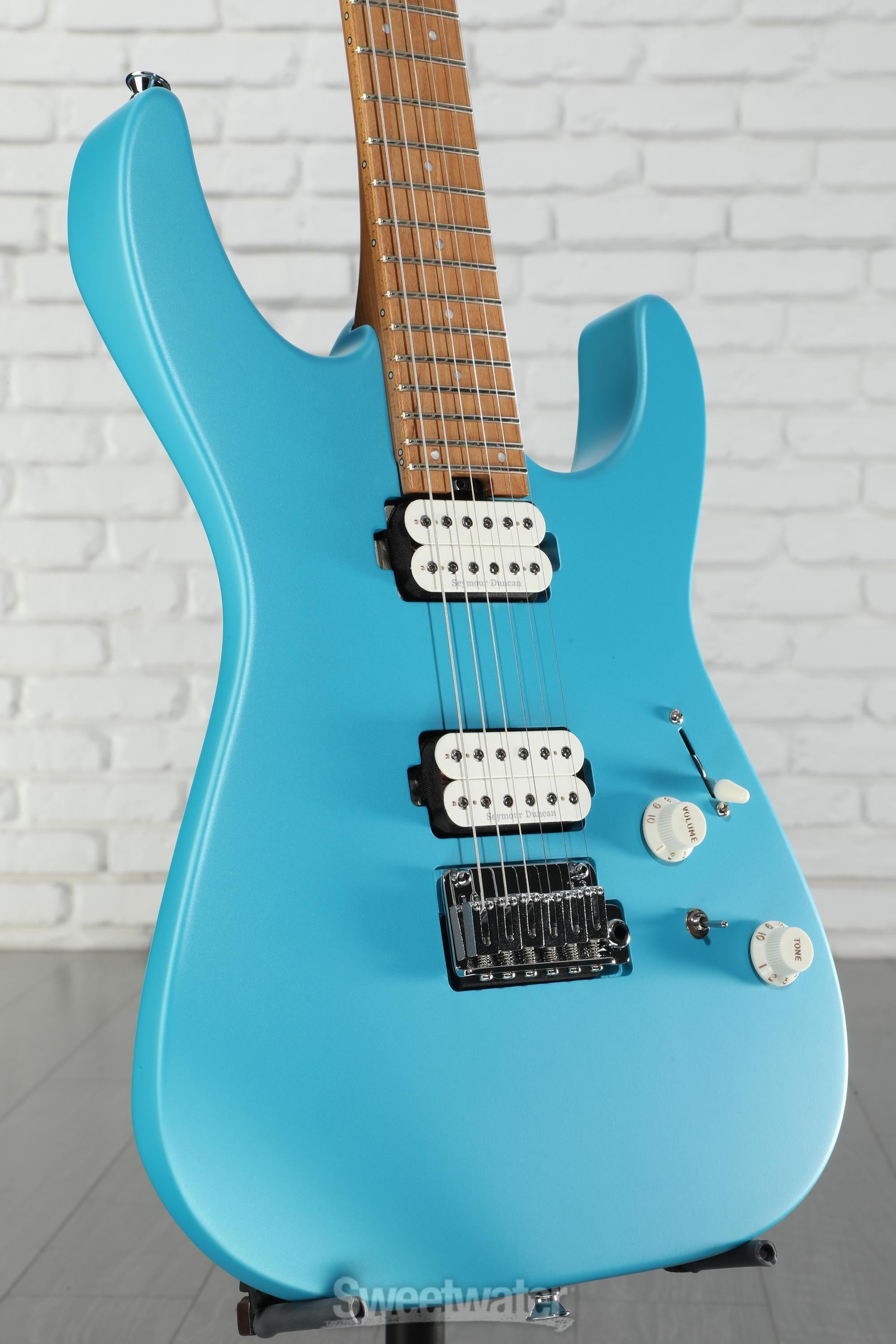 ほぼ新品CHARVEL Pro-Mod DK24 HH 2PT Blue Dinky™ (DK) :: Pro-Mod DK24 HH 2PT CM, Caramelized Maple