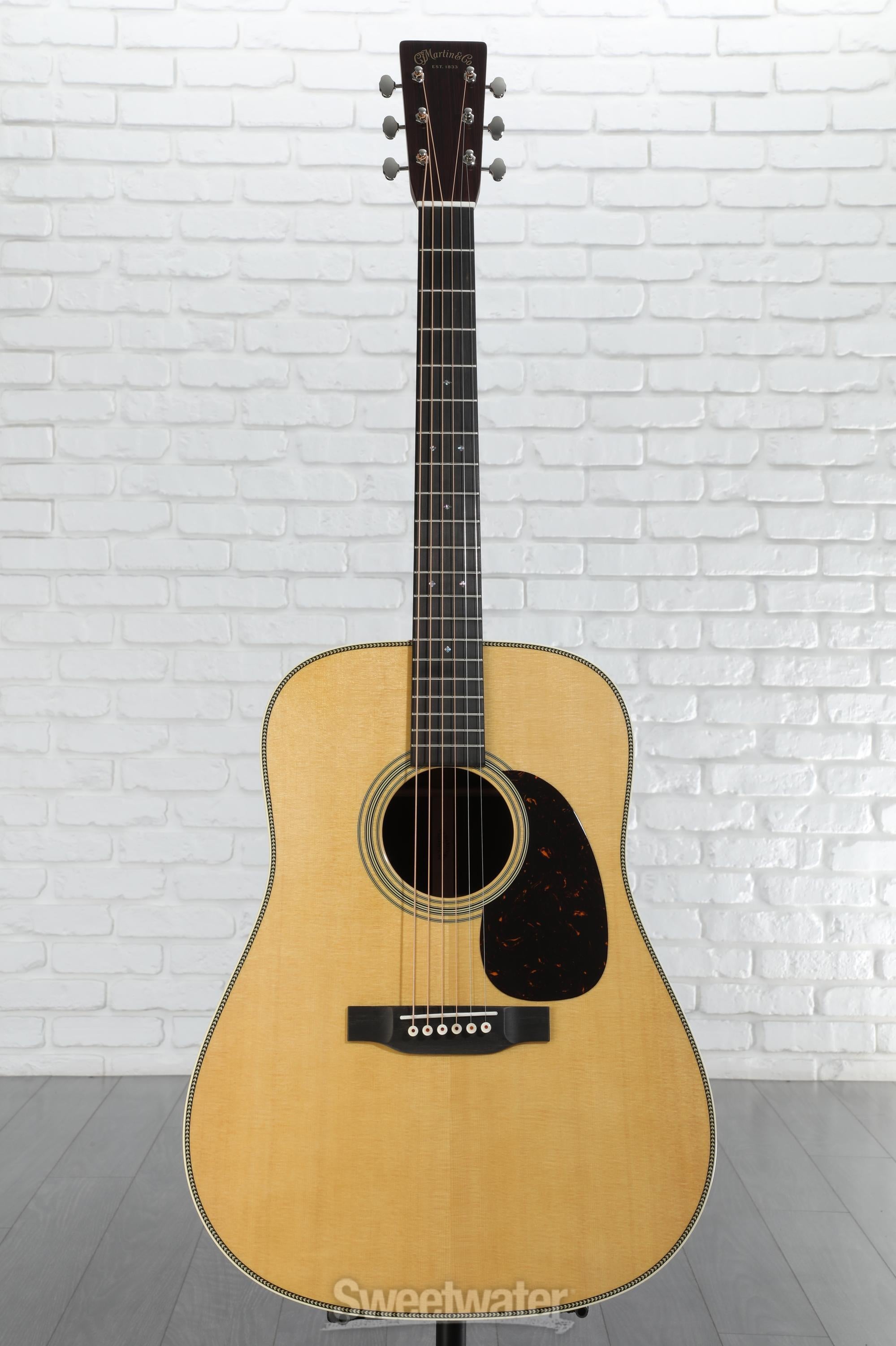 Martin HD-28 Standard Series Acoustic Guitar - Natural with