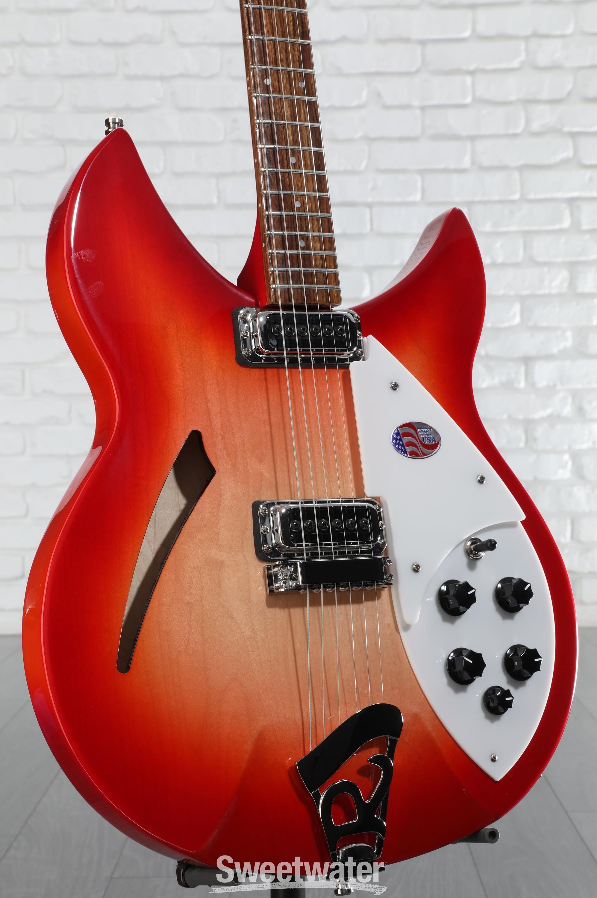 Rickenbacker 330 ブラックエレキギター 楽天市場】Rickenbacker 330 Matte Black USA リッケンバッカー
