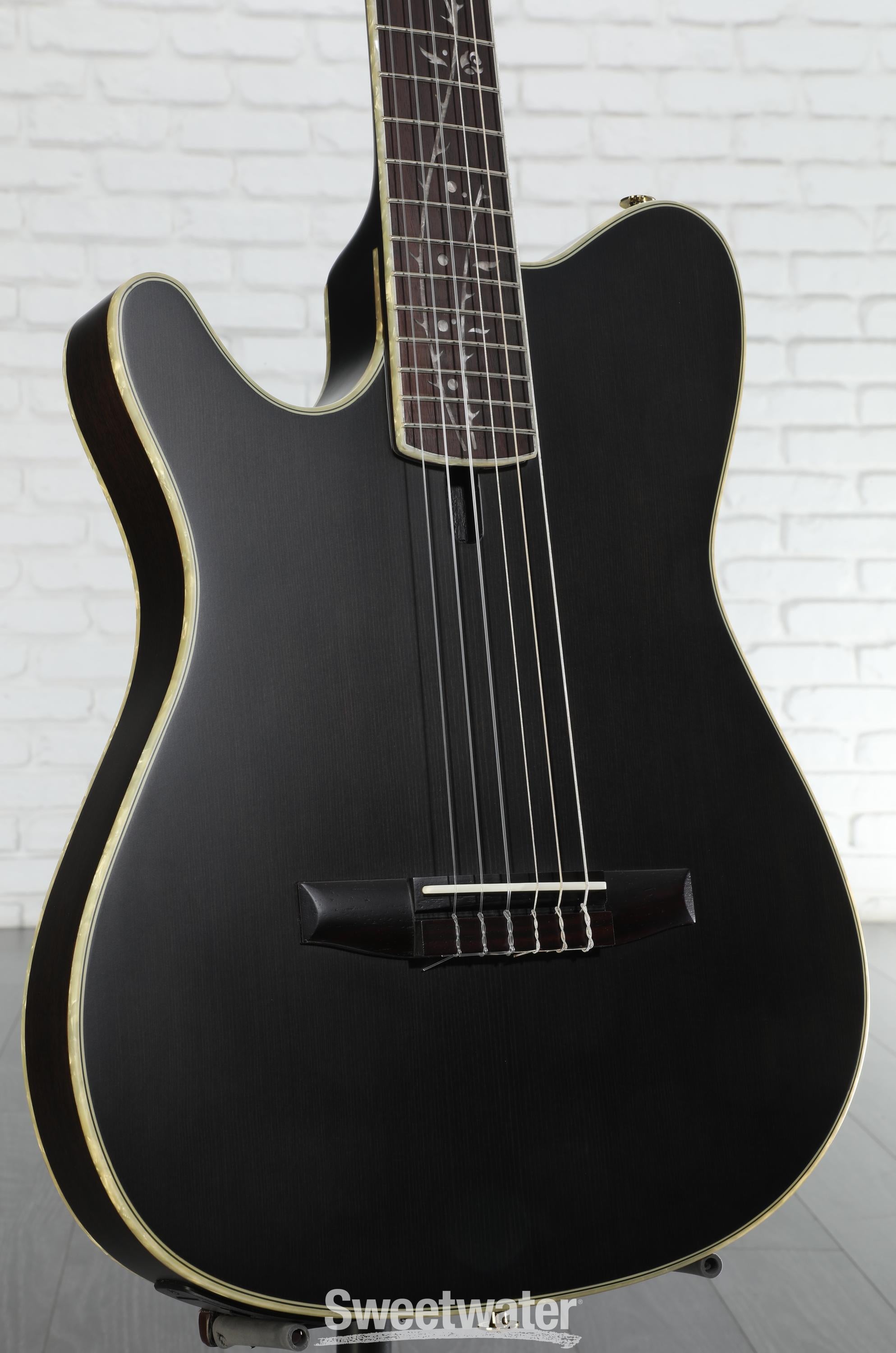 Ibanez TOD10N Tim Henson Signature Left-handed Nylon Acoustic