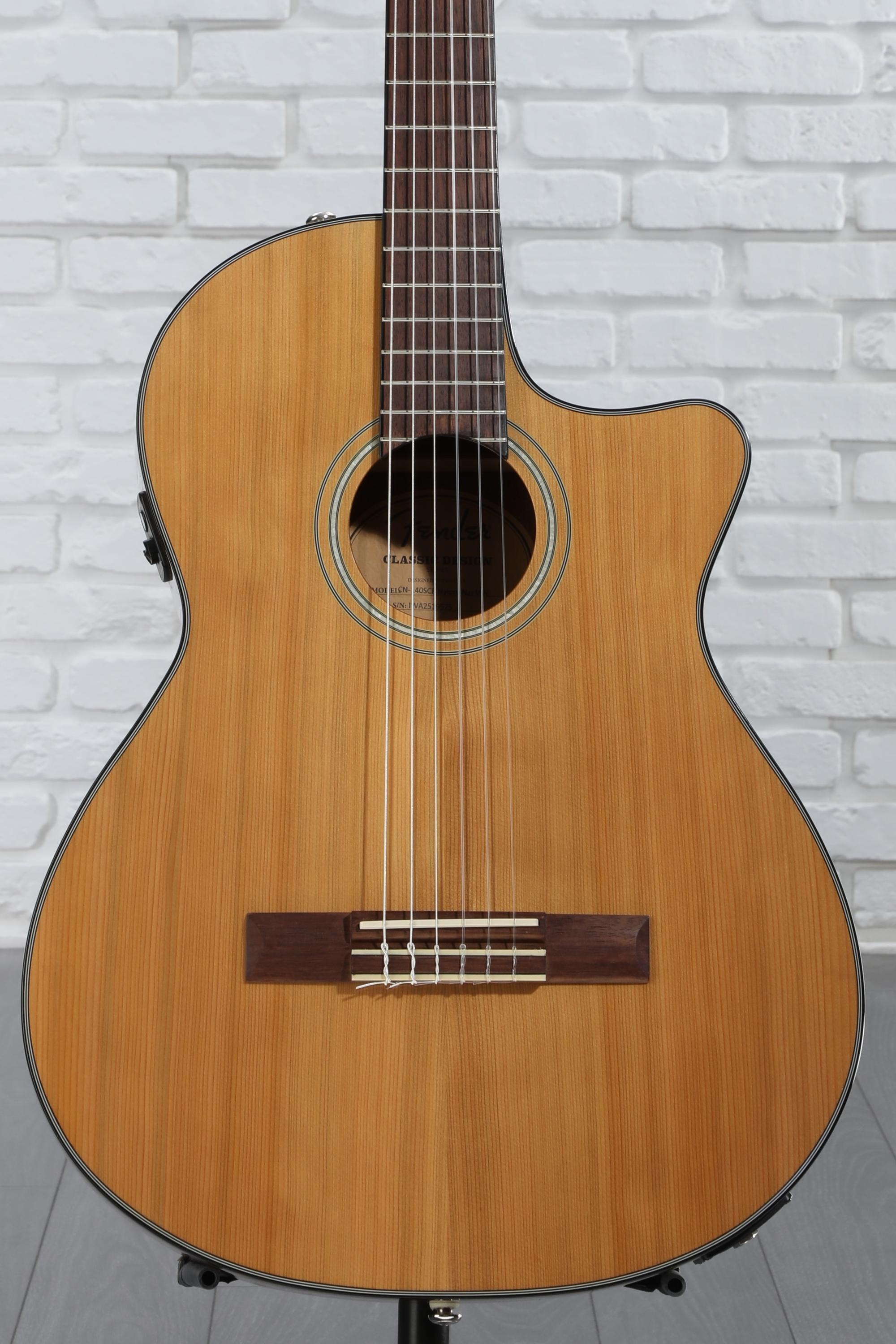 Fender CN-140SCE Natural ナイロン　エレガット Amazon.com: Fender CN-140SCE Thinline Concert Nylon String