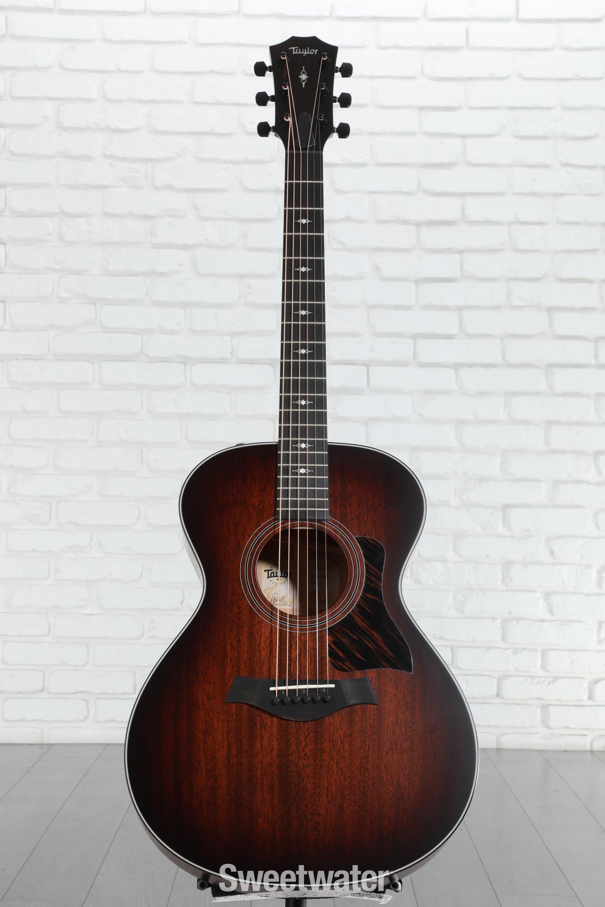 テイラー Taylor 322ce Blackwood Narrow Nut テイラー Taylor 322ce Blackwood Narrow Nut - メルカリ
