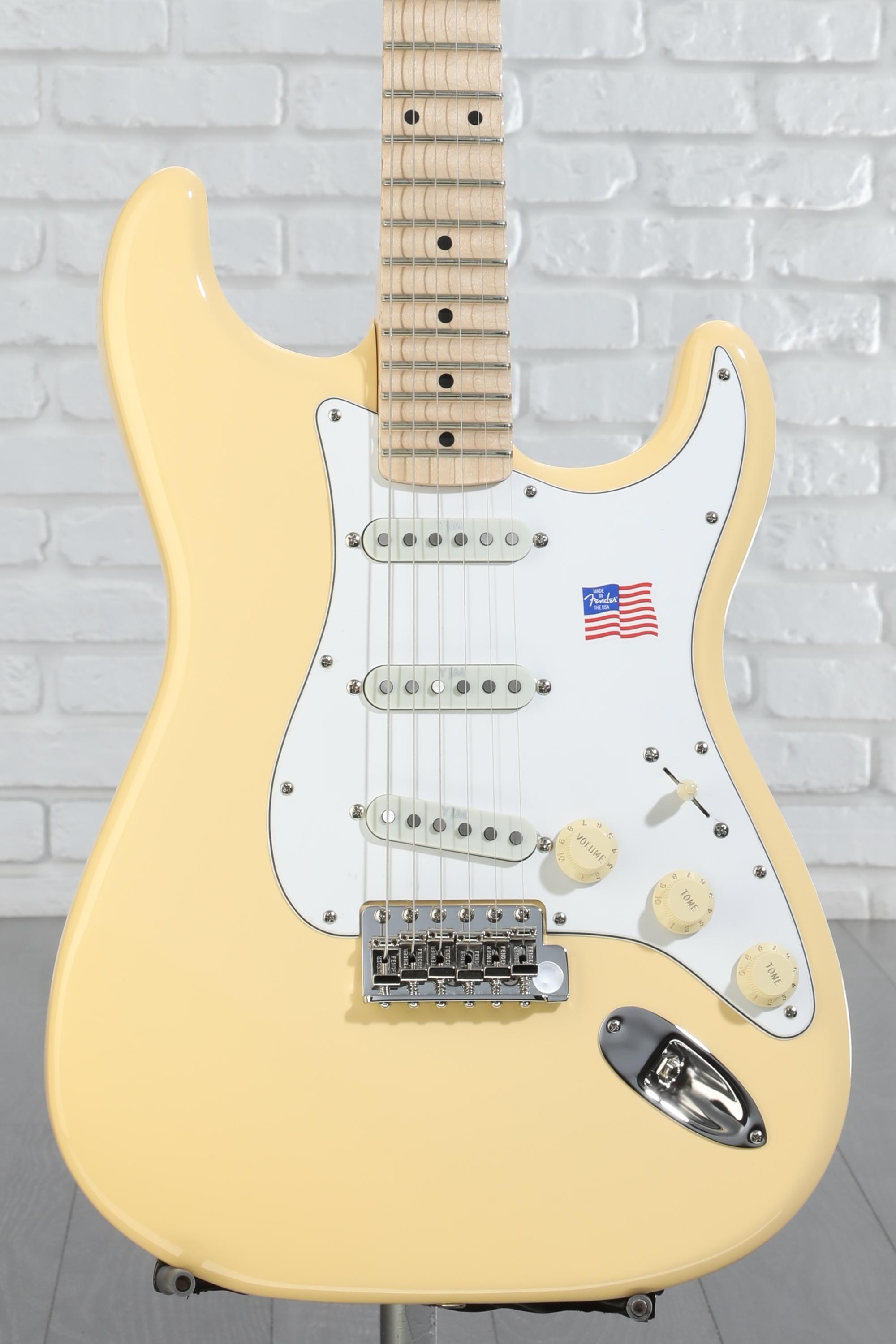 Fender Yngwie Malmsteen Stratocaster Electric Guitar