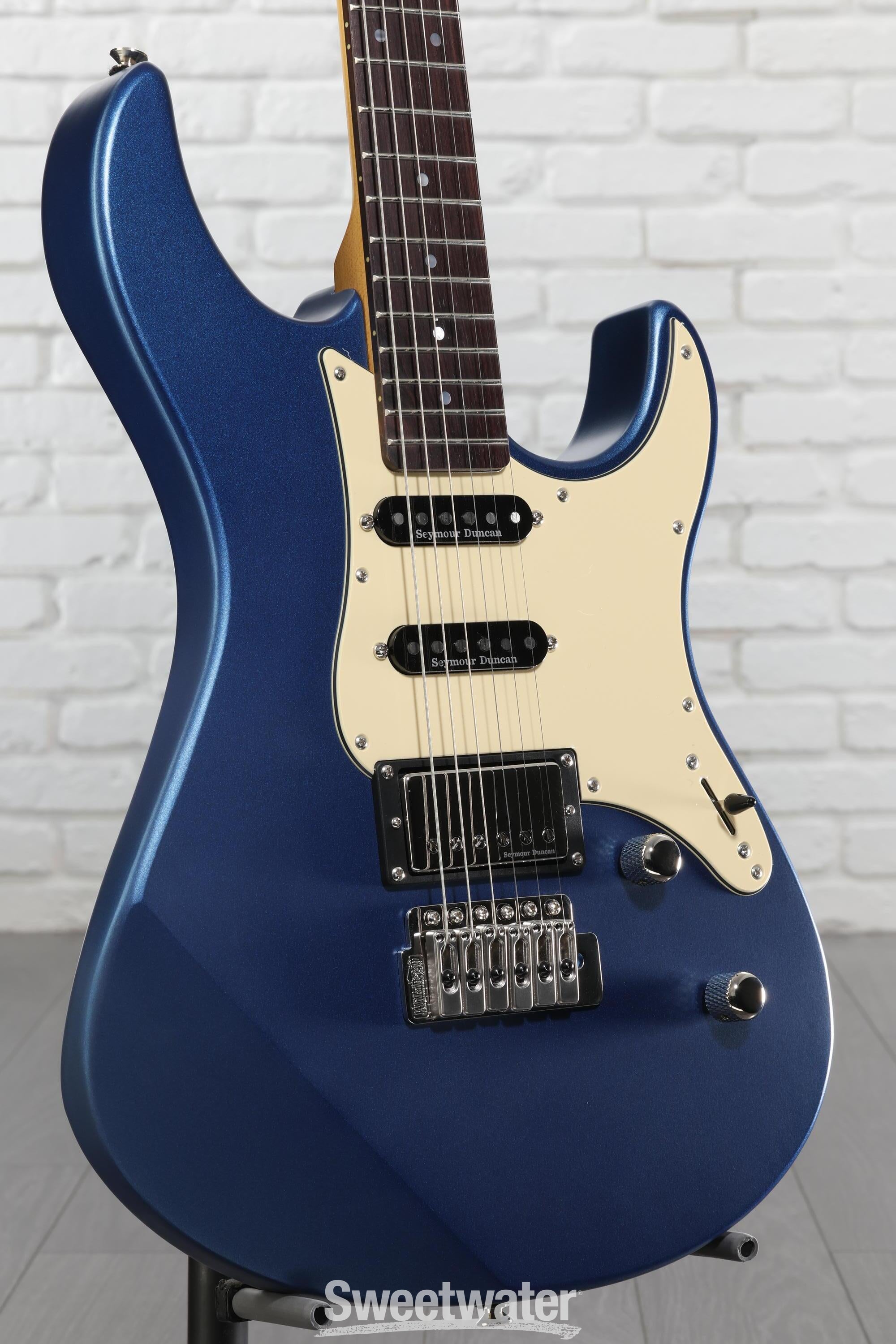 Yamaha PAC612VIIX Pacifica Electric Guitar - Matte Silk Blue