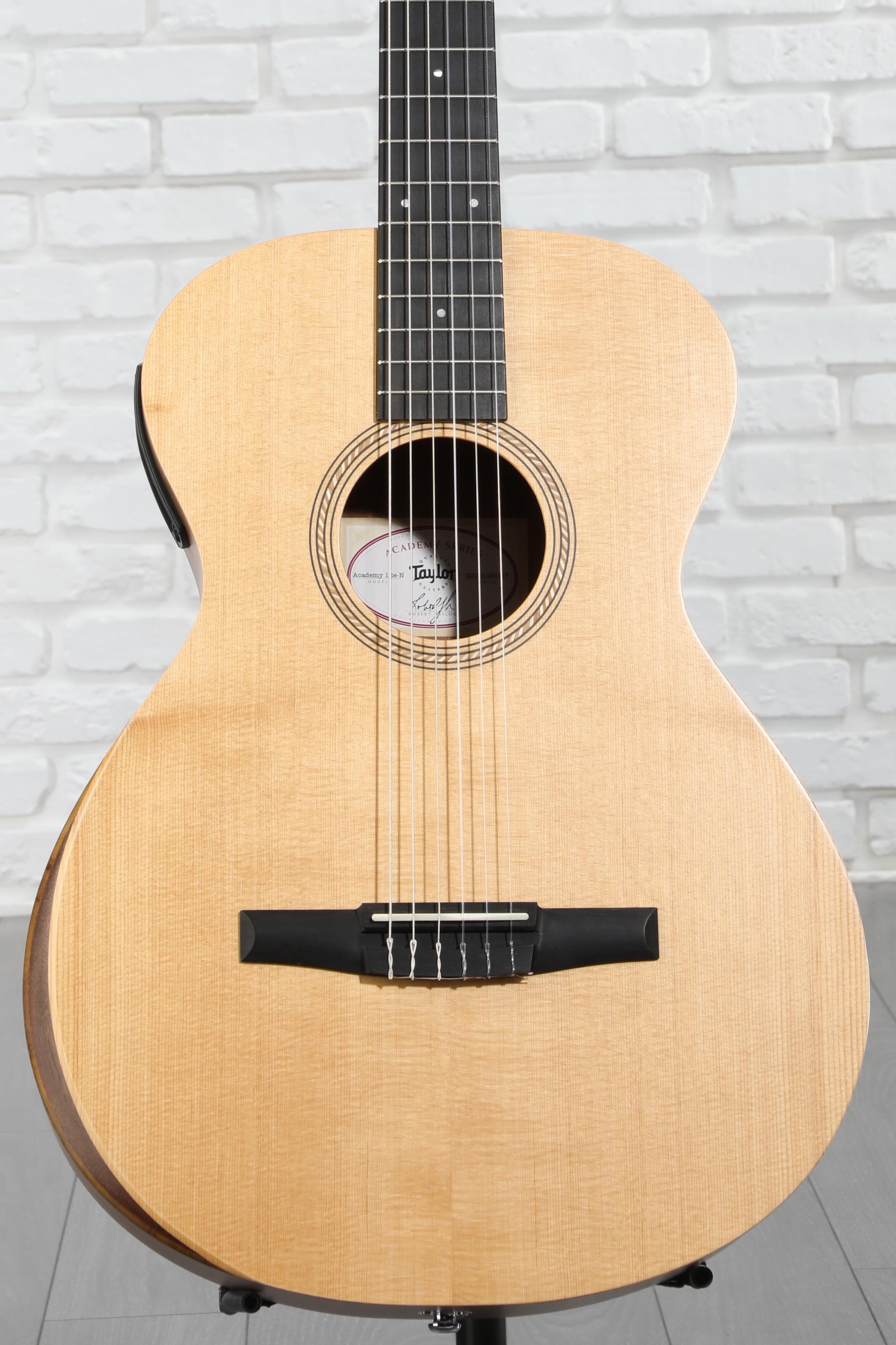 Taylor Academy 12e-N Nylon-string Acoustic-electric Guitar
