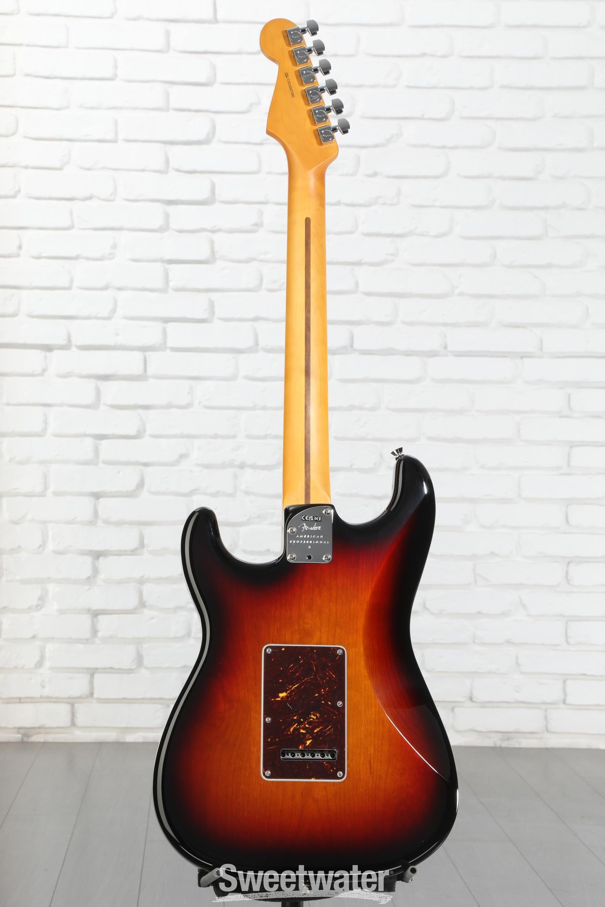 ギター American Professional Stratocaster Amazon.com: Fender American Professional II Stratocaster - 3 Color