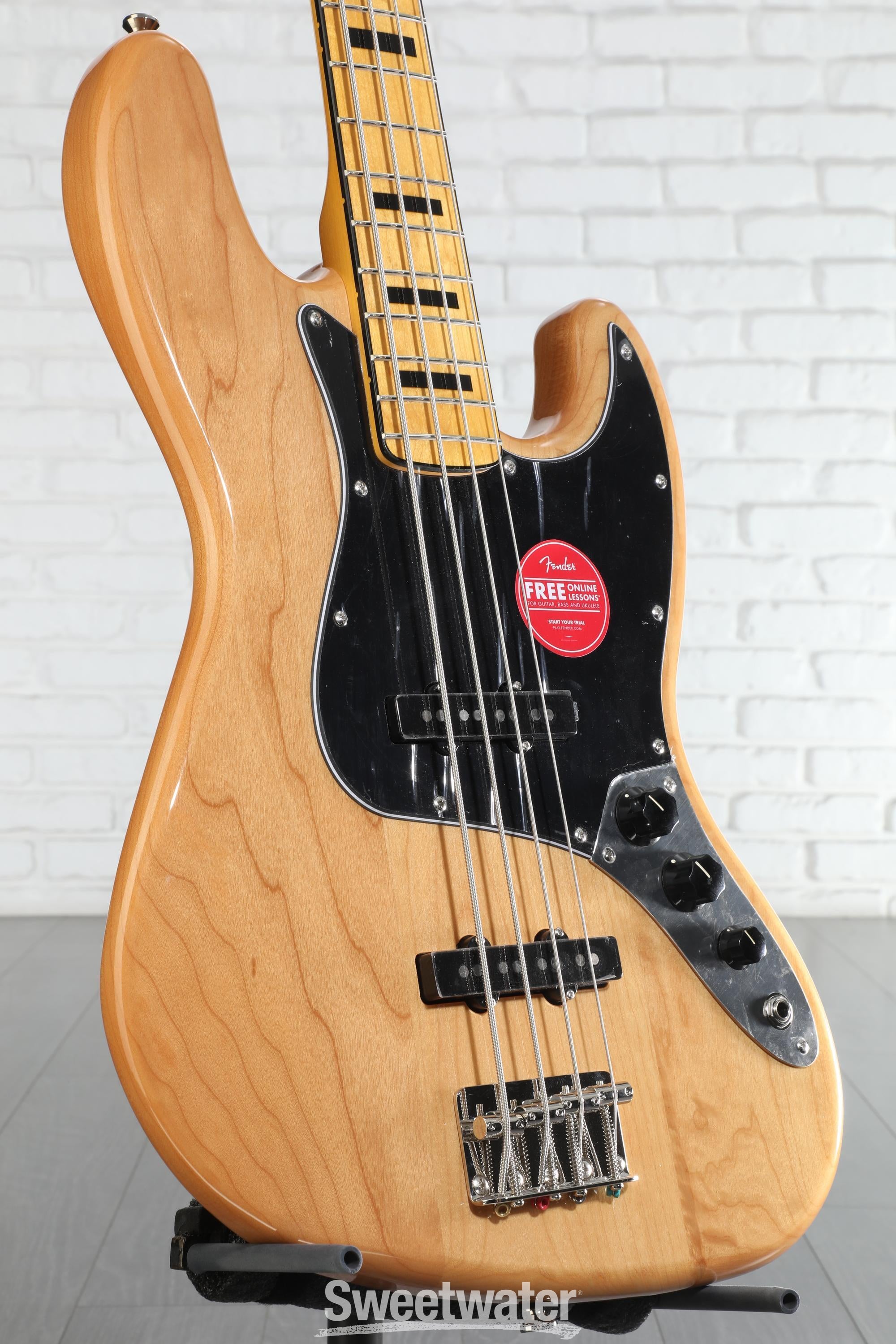 新品級 squier classic vibe '70s jazz bass Squier Classic Vibe '70s Jazz Bass Maple Fingerboard | Music & Arts