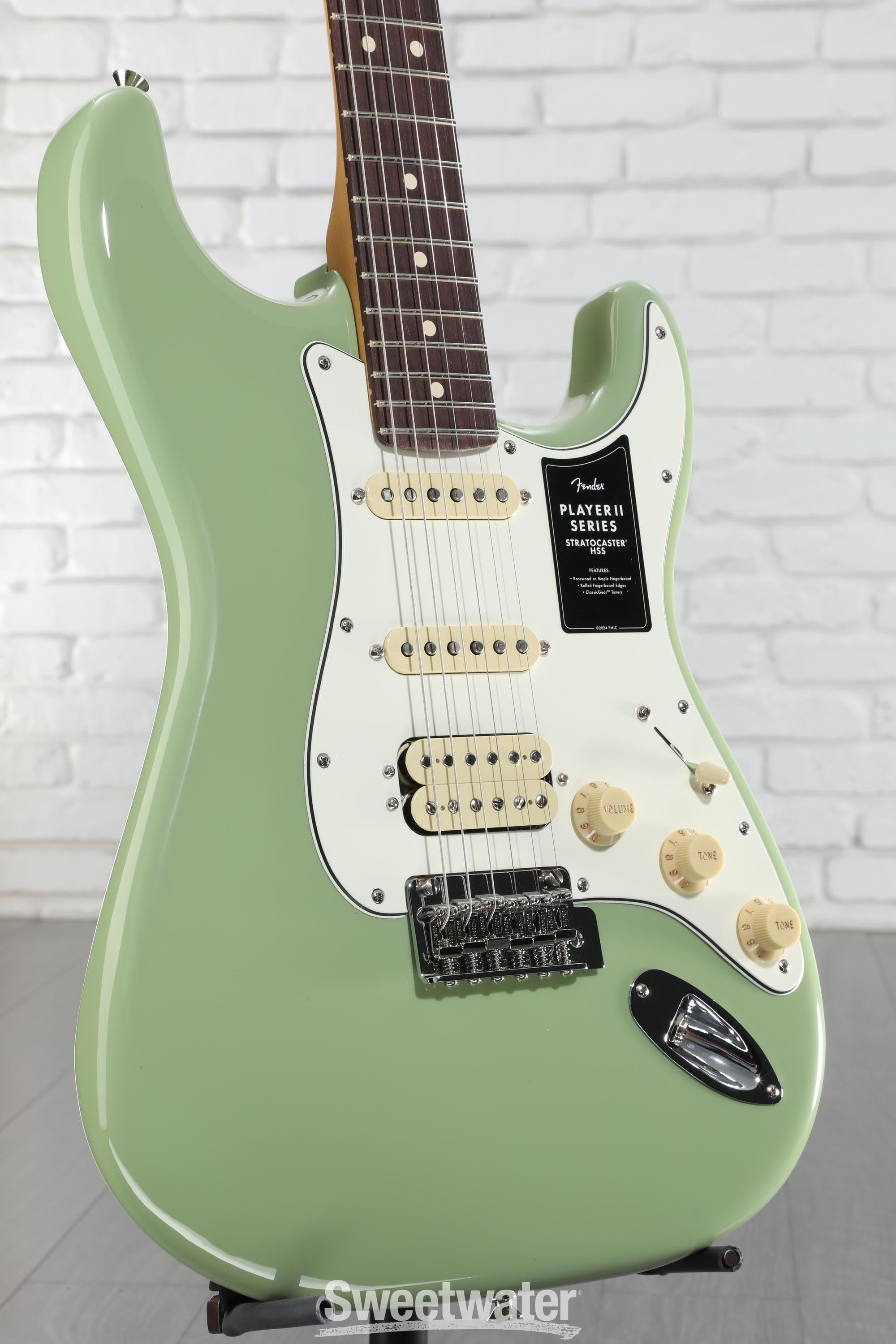 ギター Fender PlayerII Stratocaster Birch Green Amazon.com: Fender Player II Stratocaster HSS - Birch Green