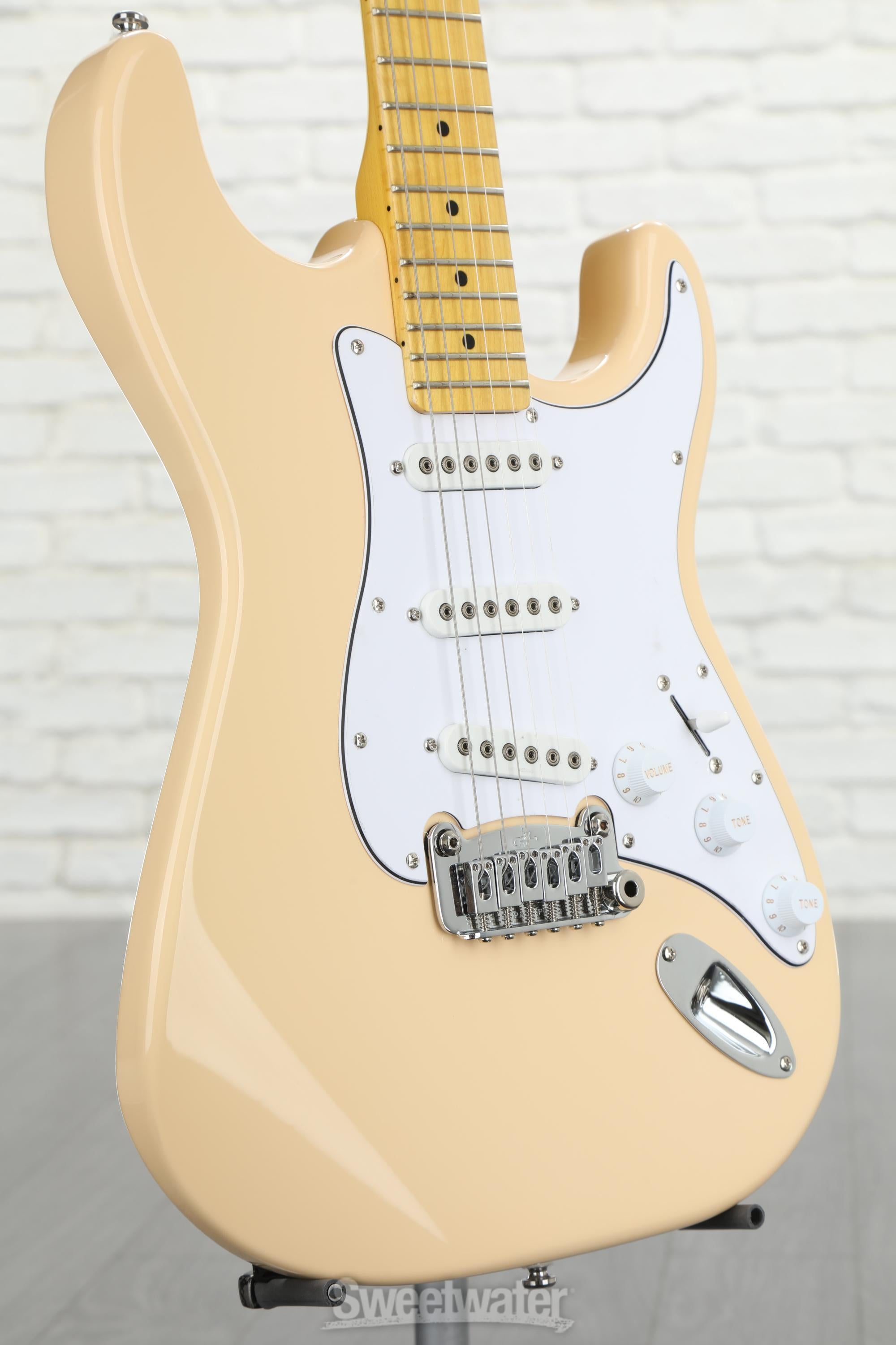 G&L Tribute S-500 Electric Guitar - Vintage White | Sweetwater