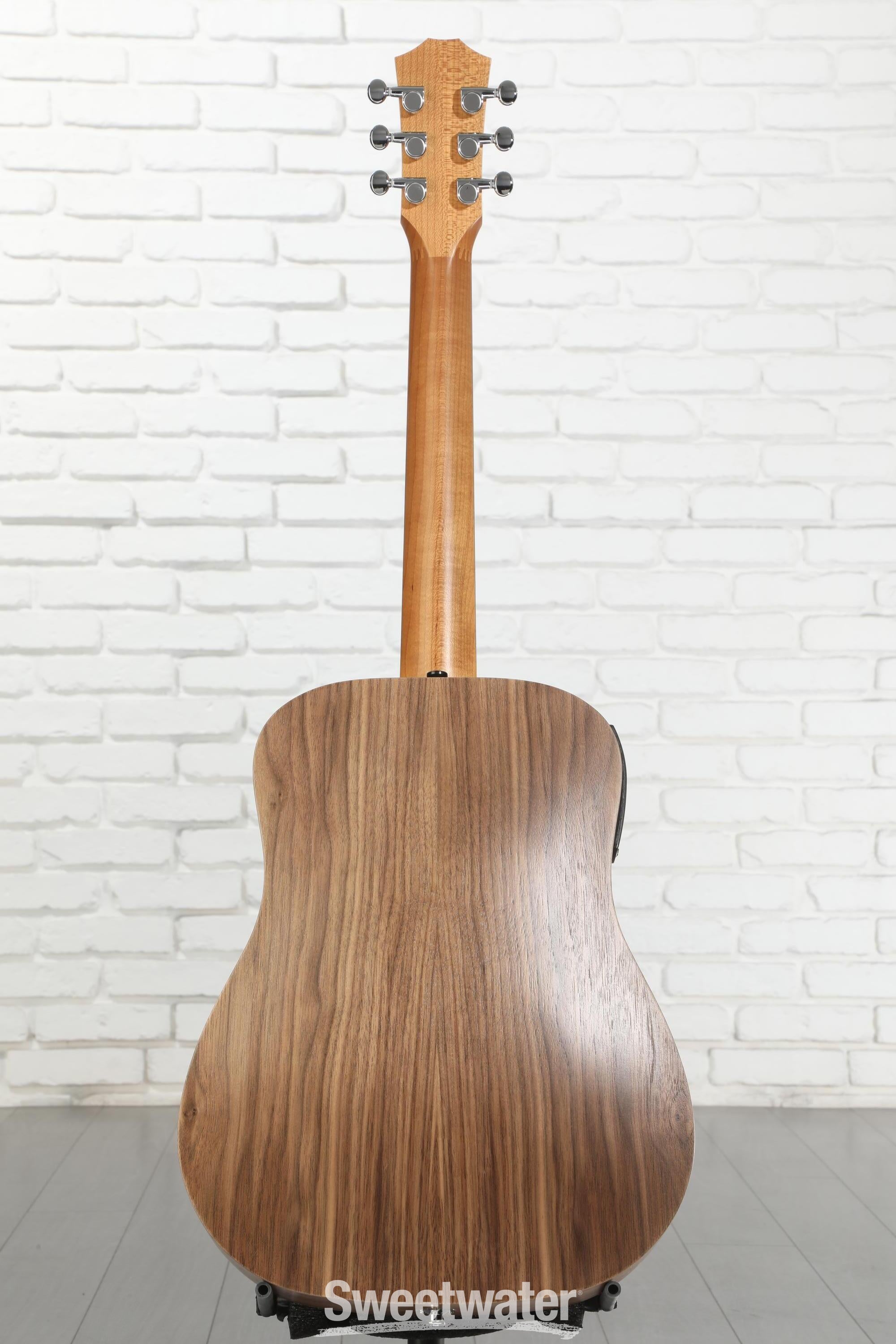 Taylor Baby Taylor BT1e Walnut Acoustic-electric Guitar - Natural