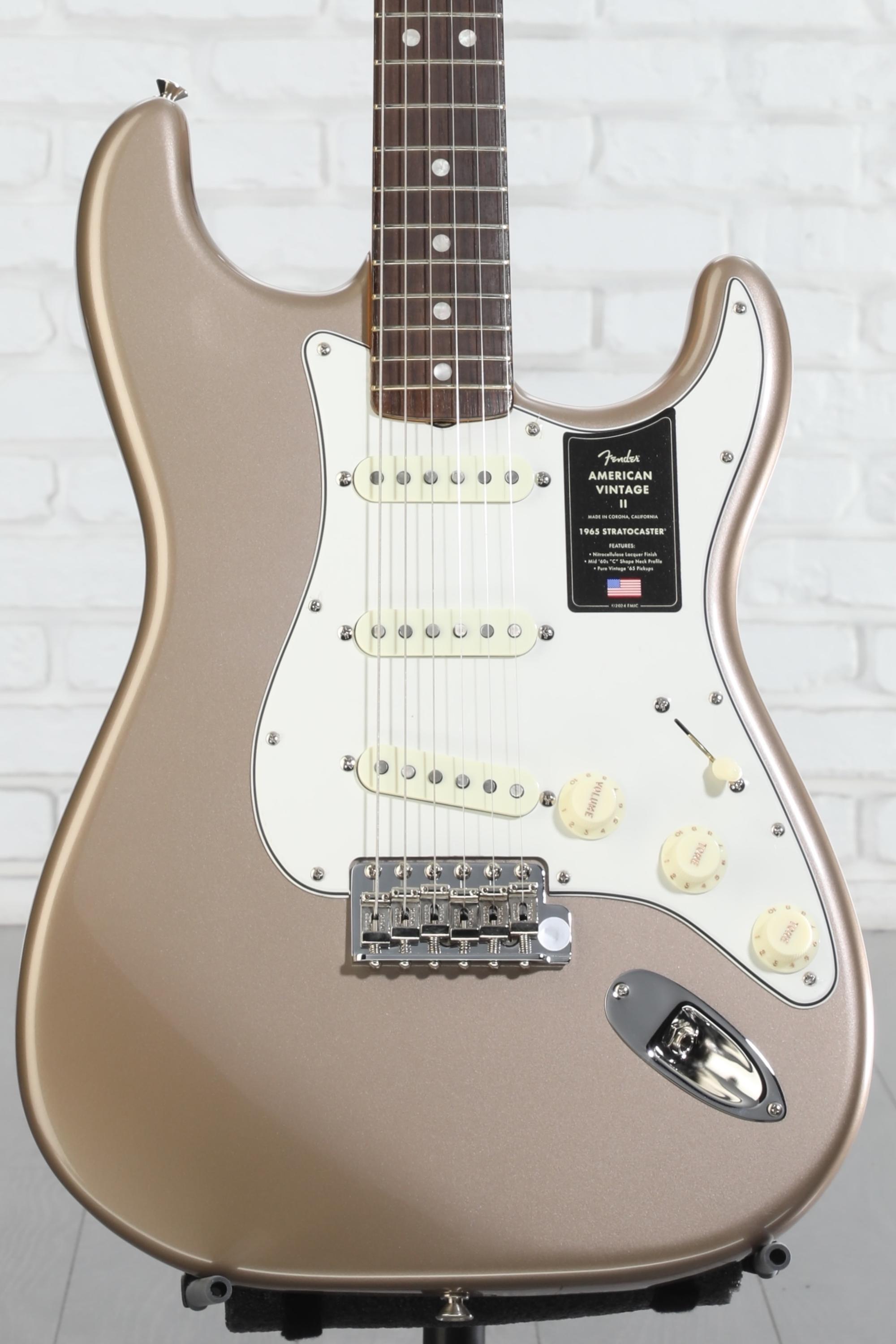ギター Fender USA American Vintage Stratocaster Fender American Vintage II 1965 Stratocaster Electric Guitar