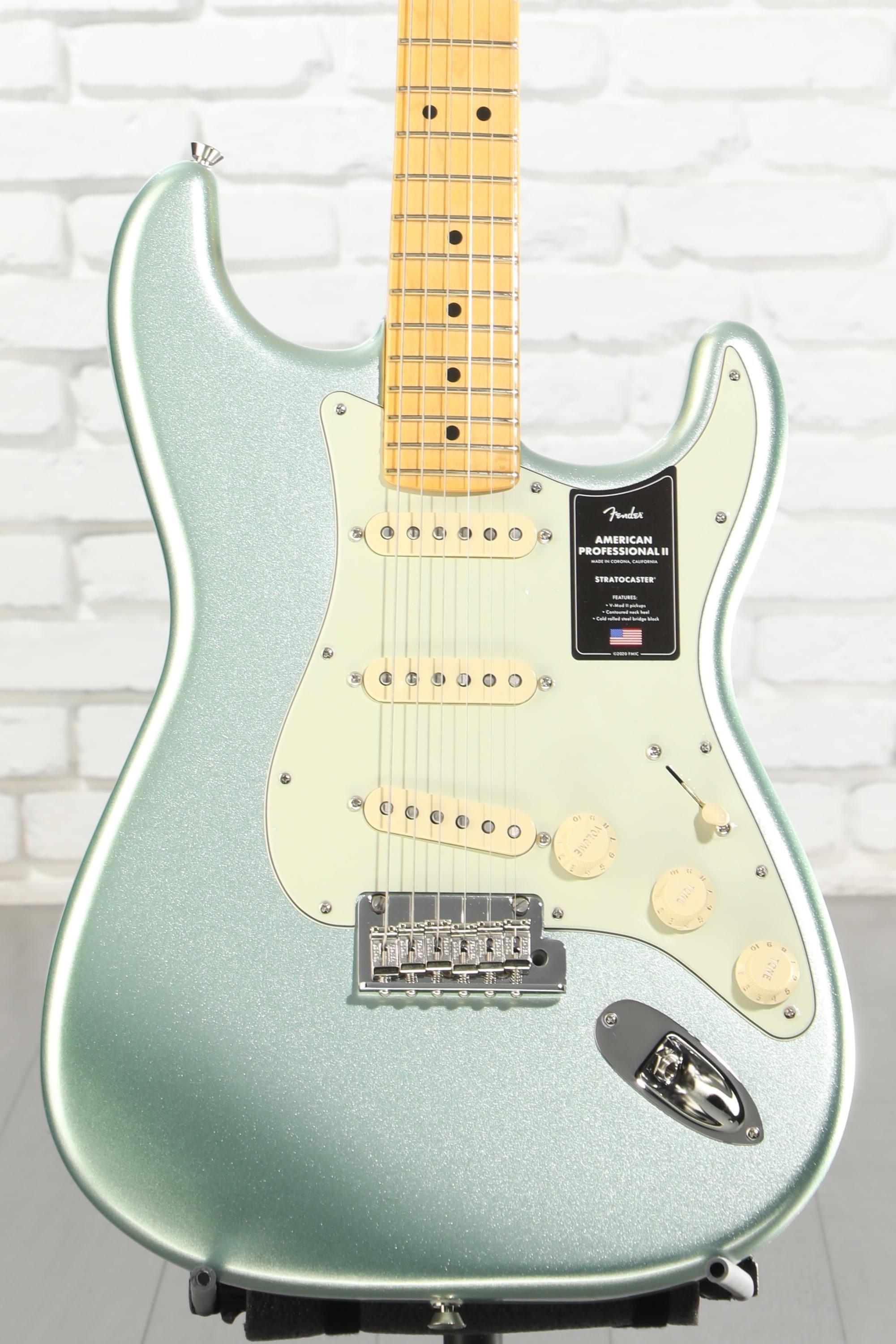 Fender American Professional II Stratocaster - Mystic Surf Green