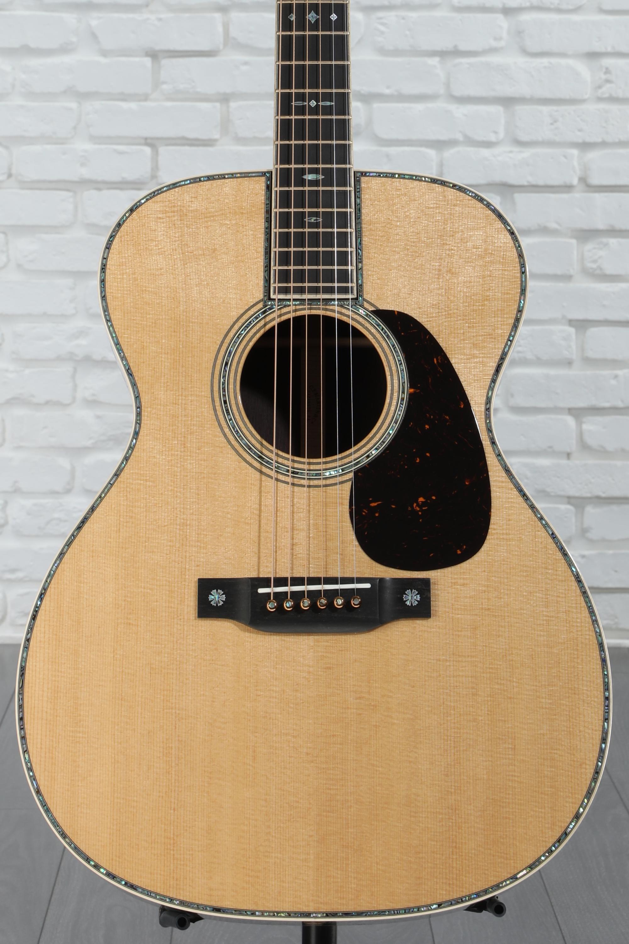 Martin 000-42 Modern Deluxe Acoustic Guitar - Natural