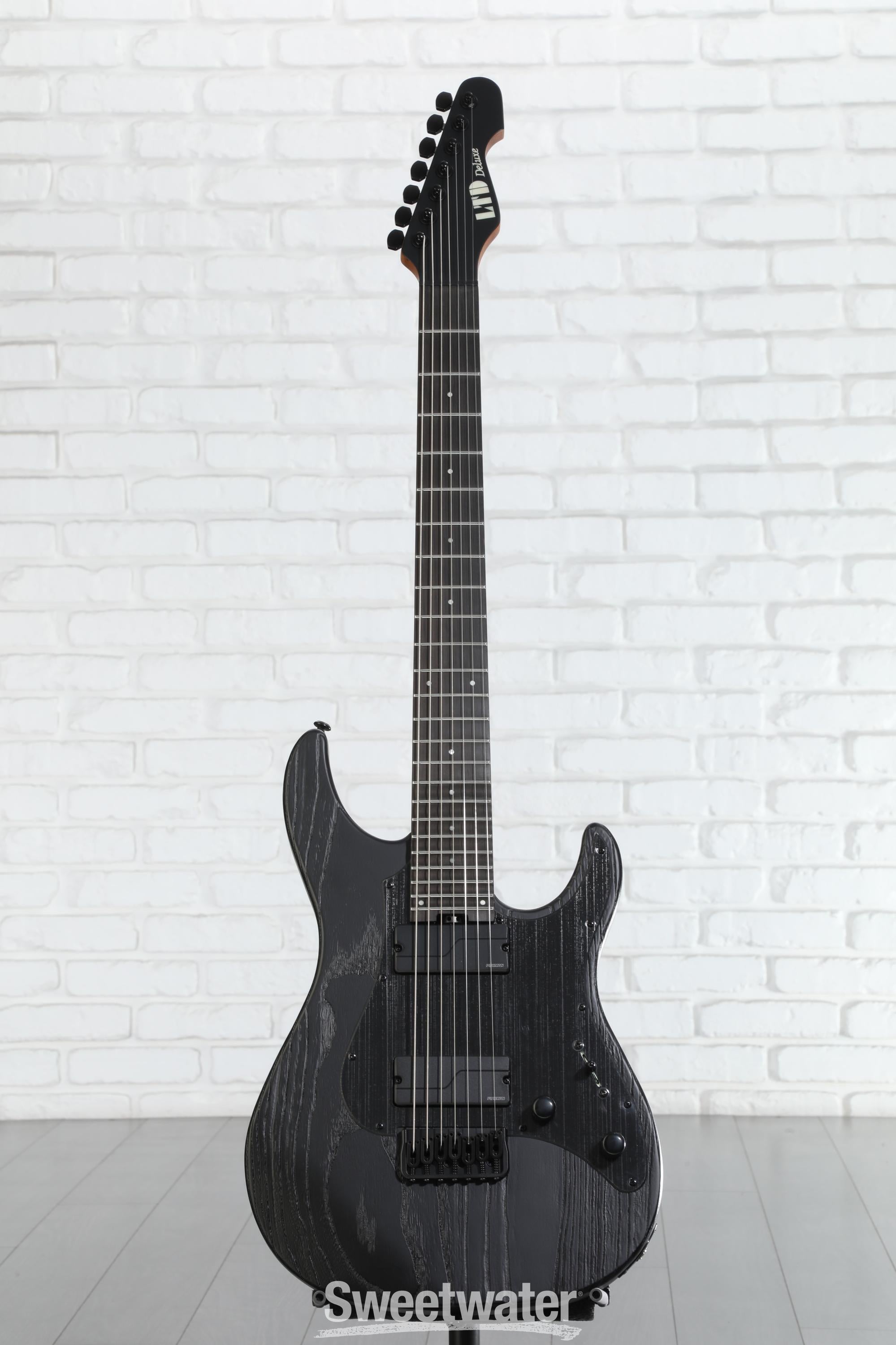 ESP LTD SN-1007 HT Baritone 7弦 ステンレスフレット ESP LTD SN-1007 HT Baritone Electric Guitar - Black Blast | Sweetwater