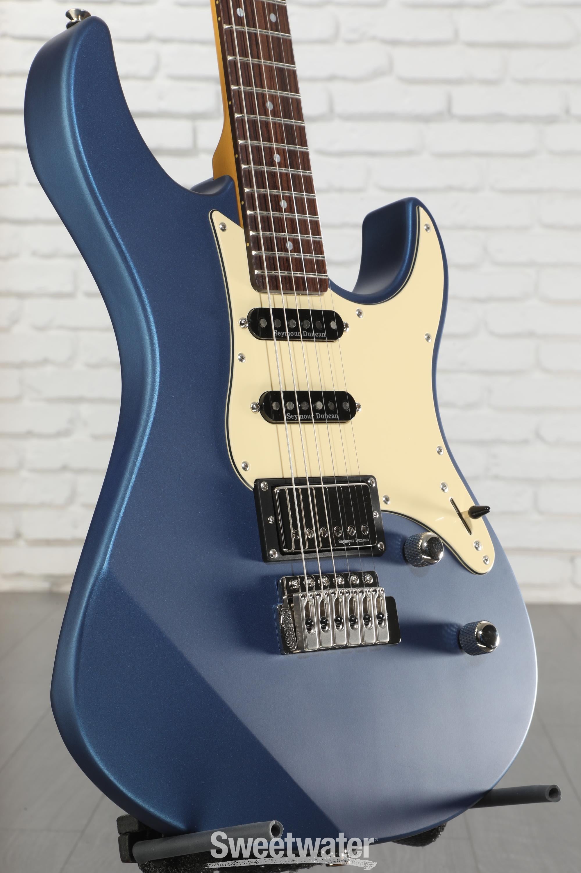 Yamaha PAC612VIIX Pacifica Electric Guitar - Matte Silk Blue