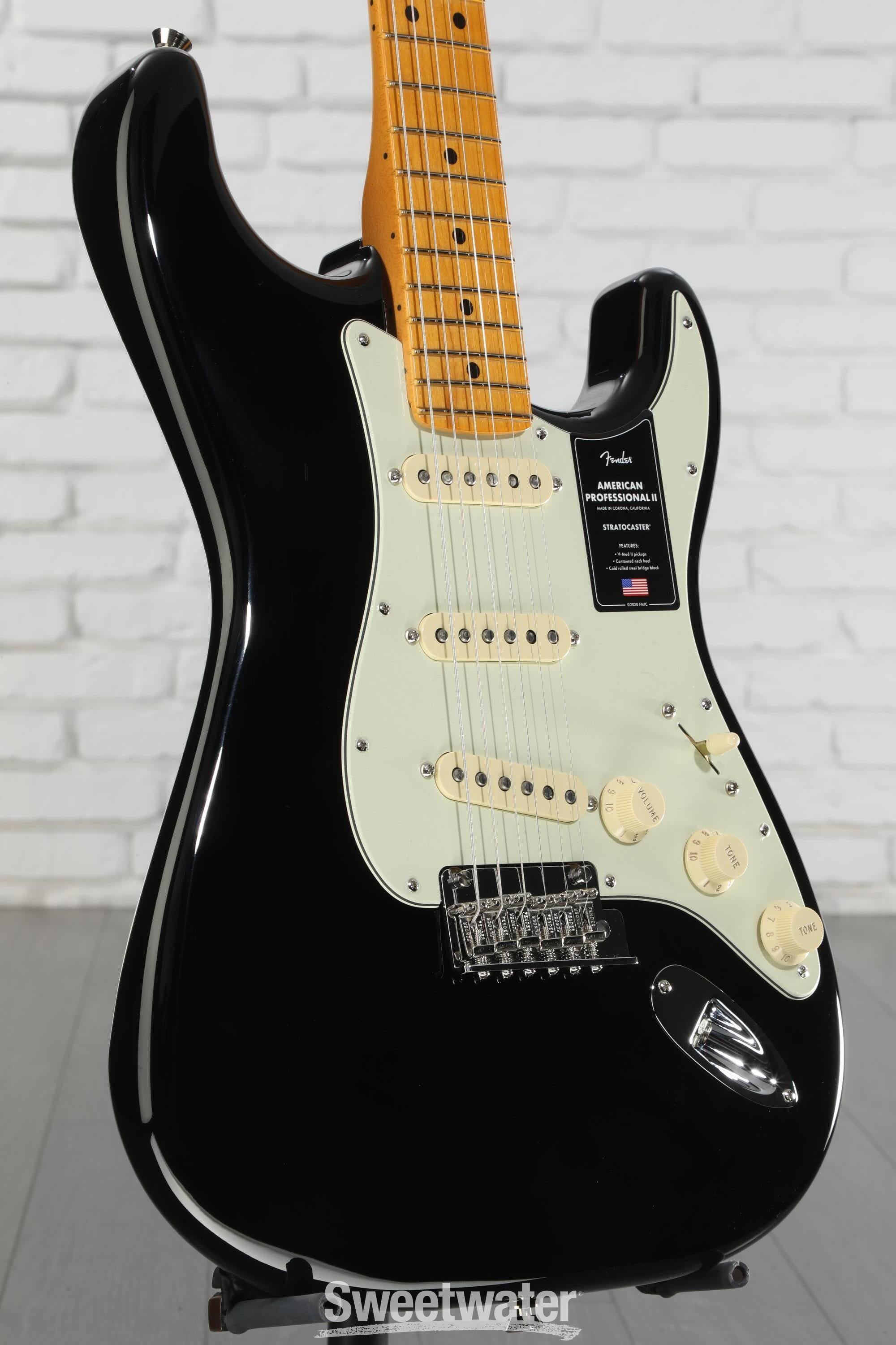 Fender American Professional II Stratocaster - Black with Maple