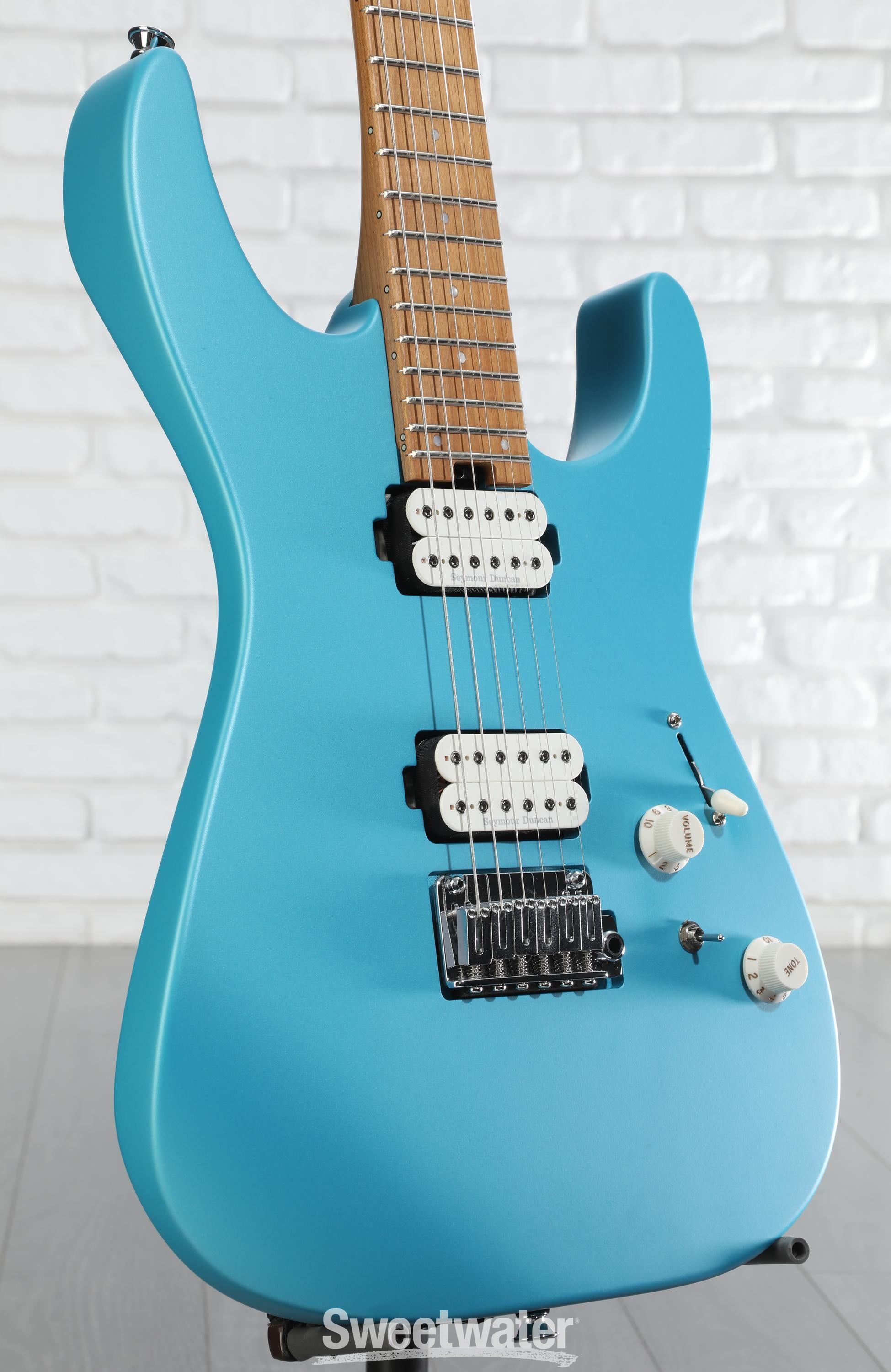 ほぼ新品CHARVEL Pro-Mod DK24 HH 2PT Blue Charvel PM DK24 HH 2PT Mt Blue – Motor City Guitar
