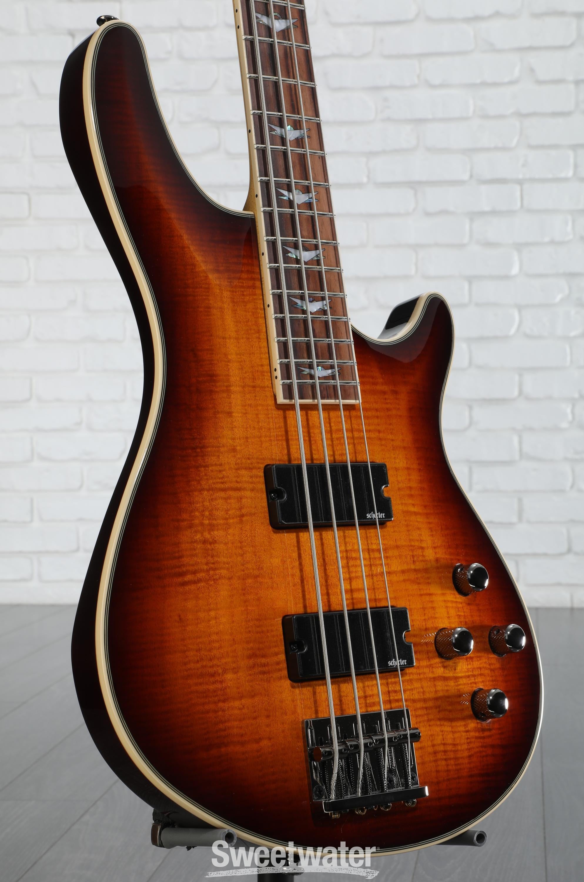 Schecter Diamond Series OMEN EXTRA 4レフティ Schecter Omen Extreme-4 Bass Guitar - Vintage Sunburst
