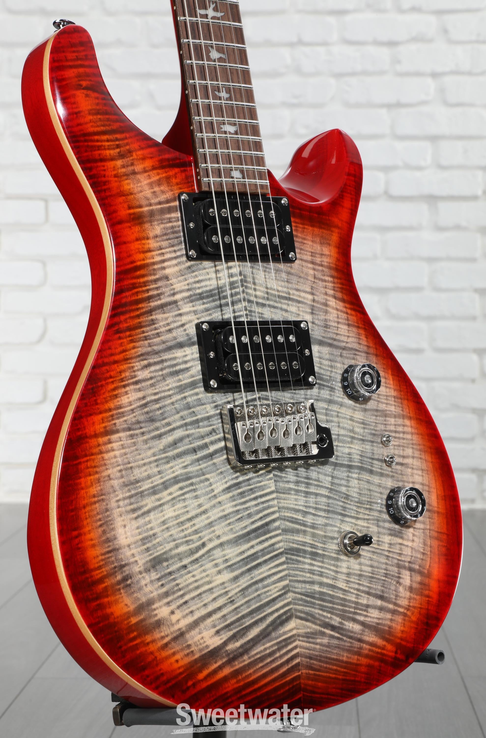 限定値下げPRS SE Custom24CharcoalCherry Burst PRS SE Custom 24-08 Electric Guitar Charcoal Cherry Burst