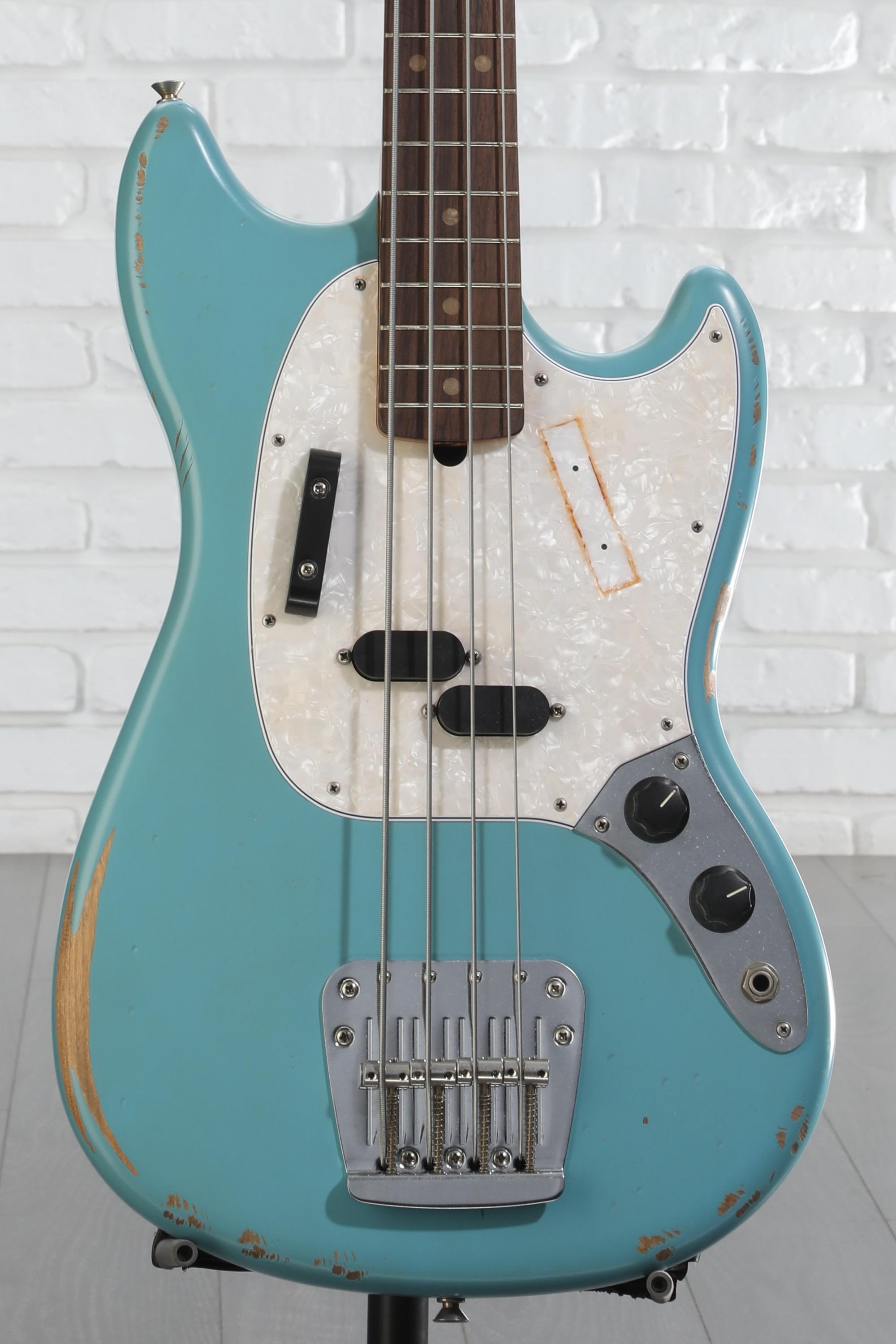 Fender JMJ Road worn mustang bass 新同 Amazon.com: Fender JMJ Road Worn Mustang Bass, Faded Daphne