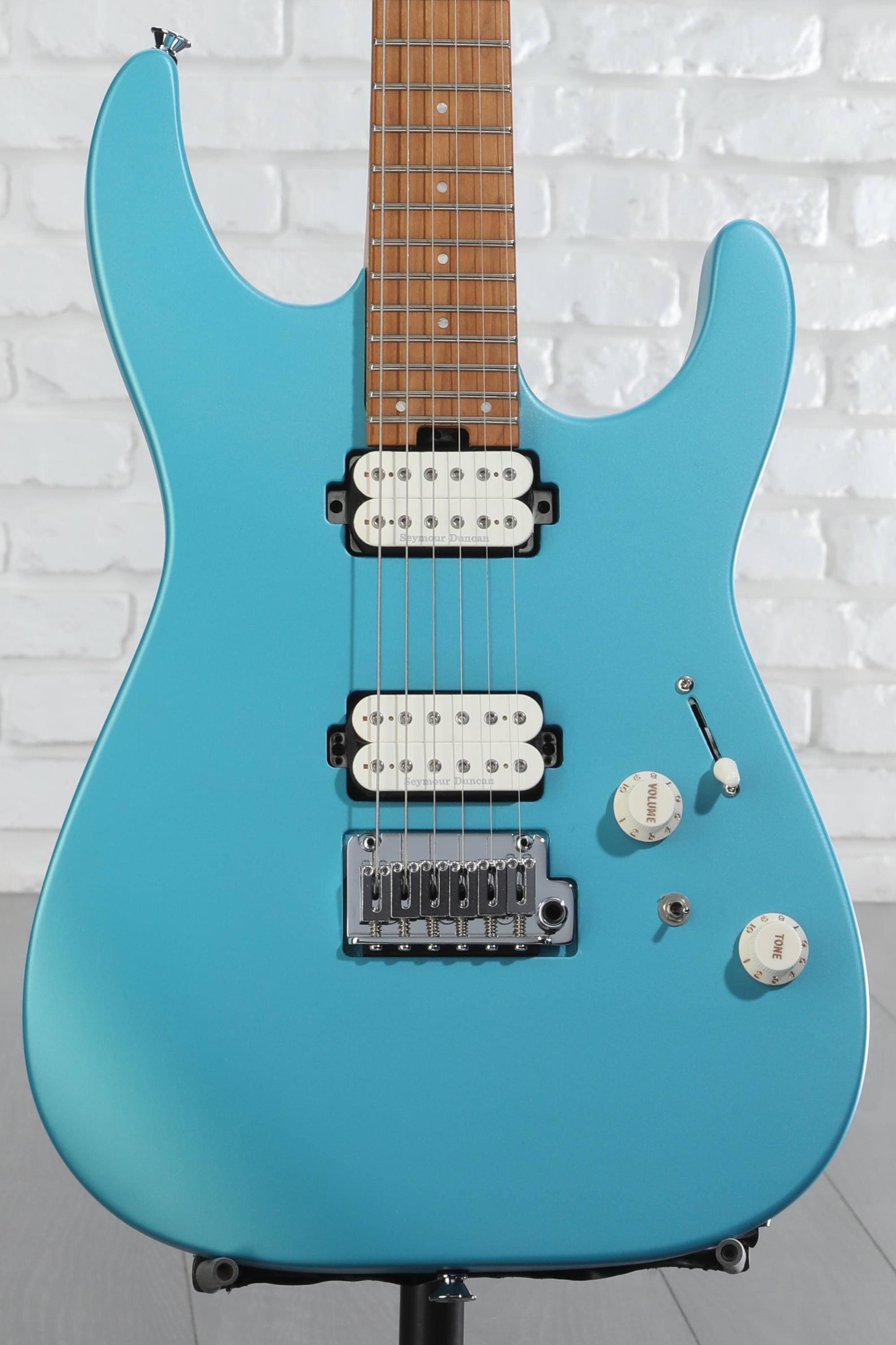 ほぼ新品CHARVEL Pro-Mod DK24 HH 2PT Blue Charvel Pro-Mod DK24 HH 2PT Electric Guitar - Matte Blue