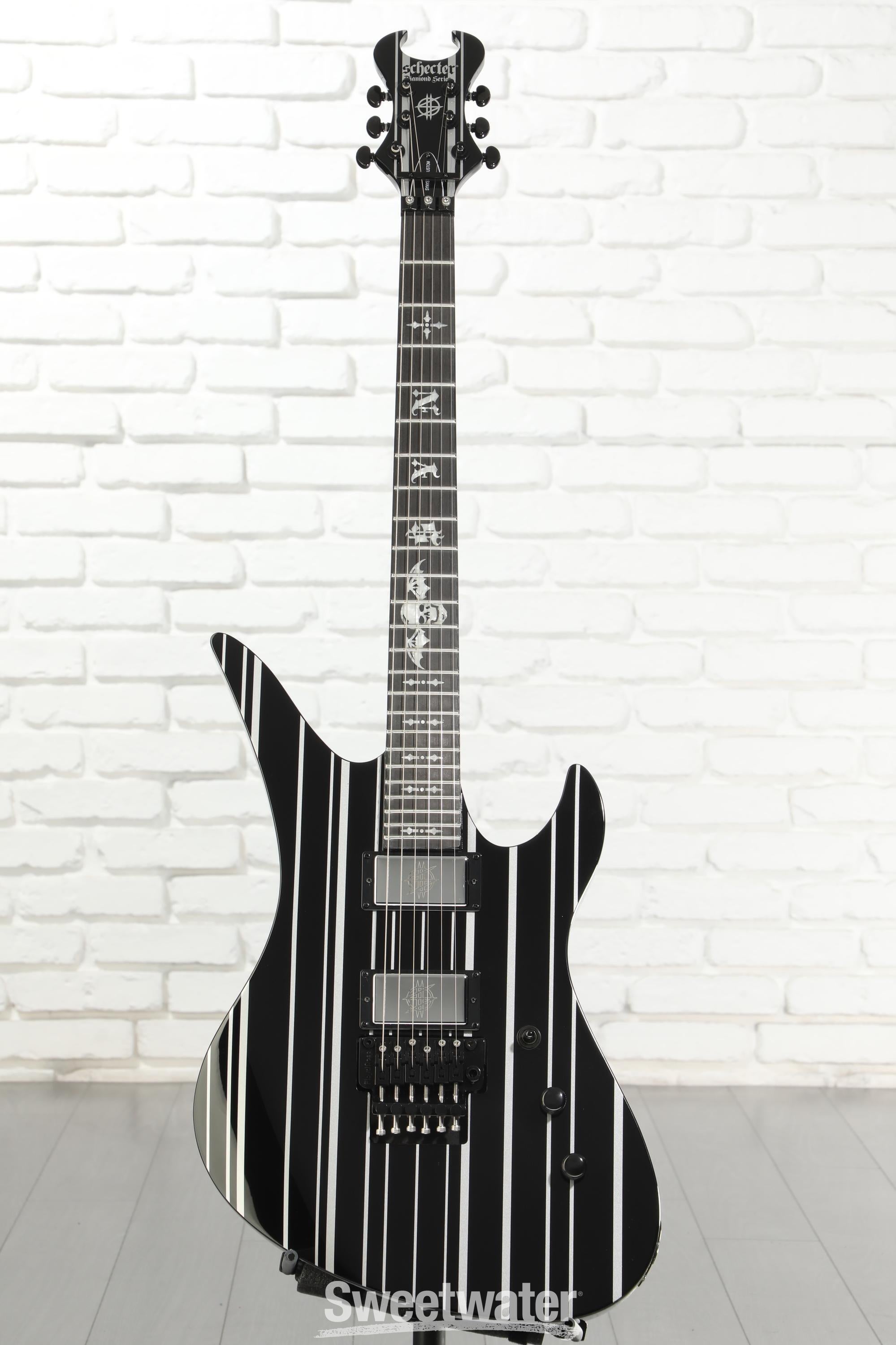 Schecter Synyster Gates Custom - Gloss Black with Silver Stripes