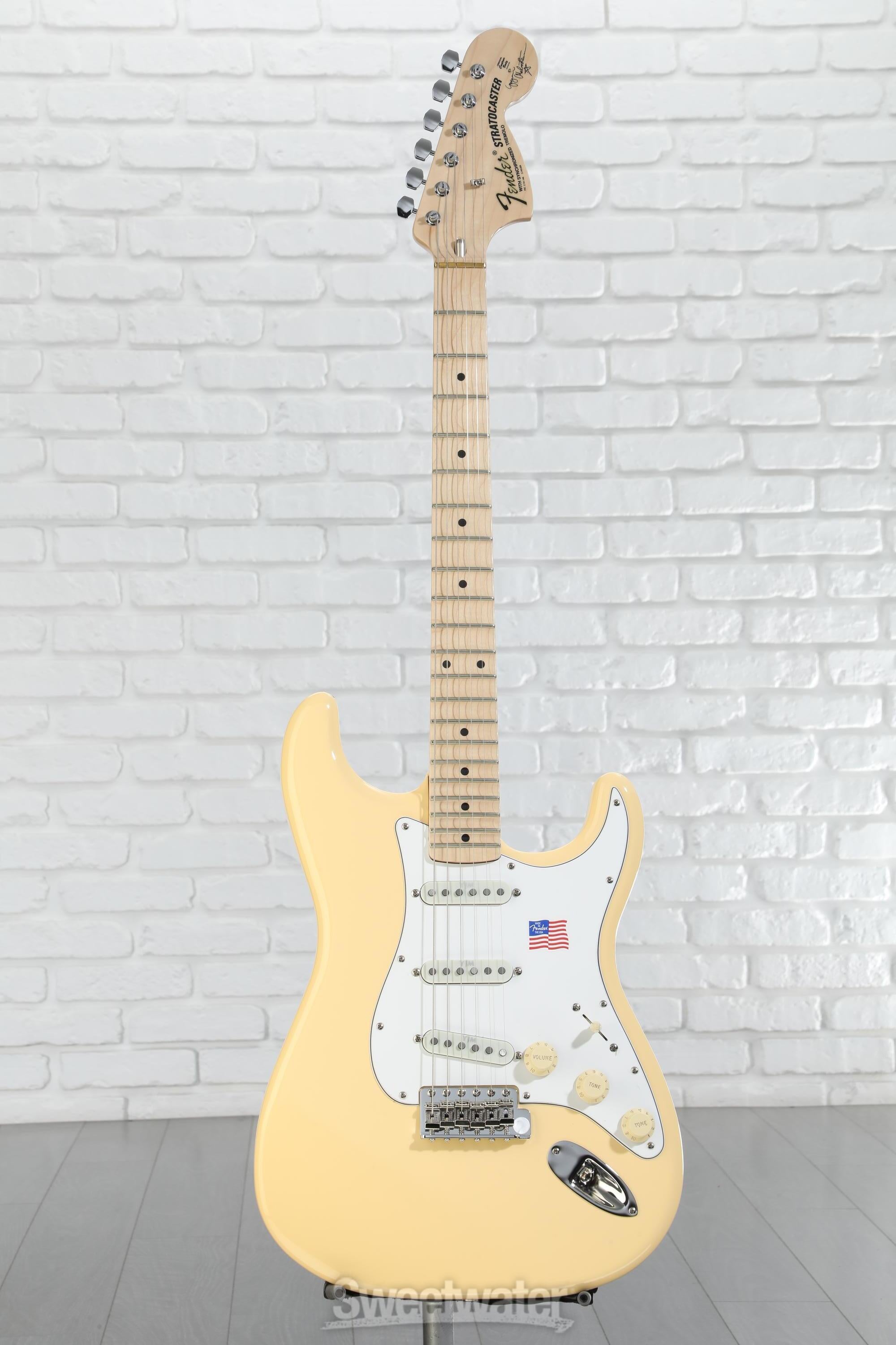 ギター Fender Yngwie Malmsteen Vintage White Fender Custom Shop Yngwie Malmsteen Stratocaster Heavy Relic