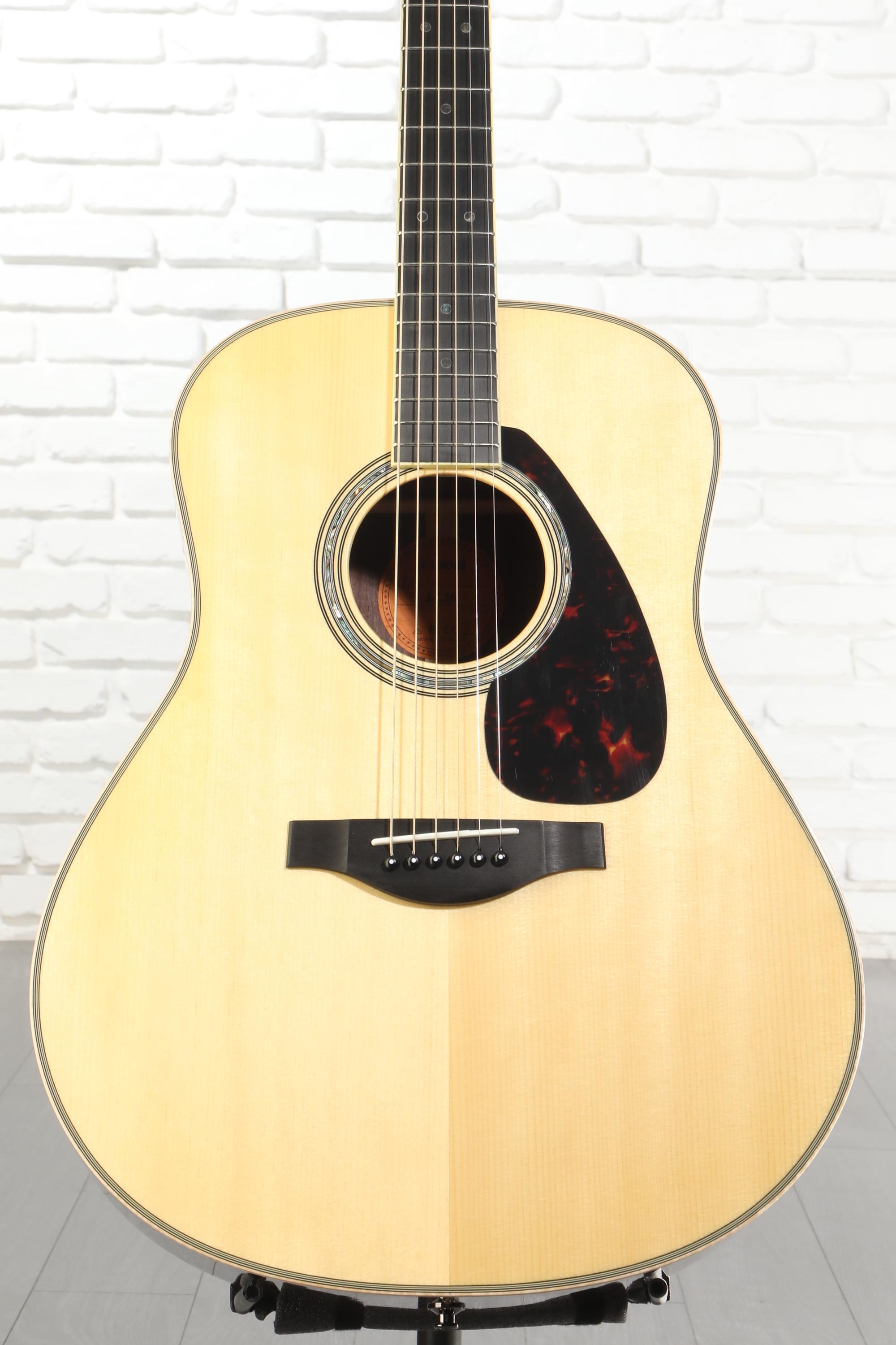 Yamaha LL16 ARE Original Jumbo Acoustic-electric Guitar - Natural