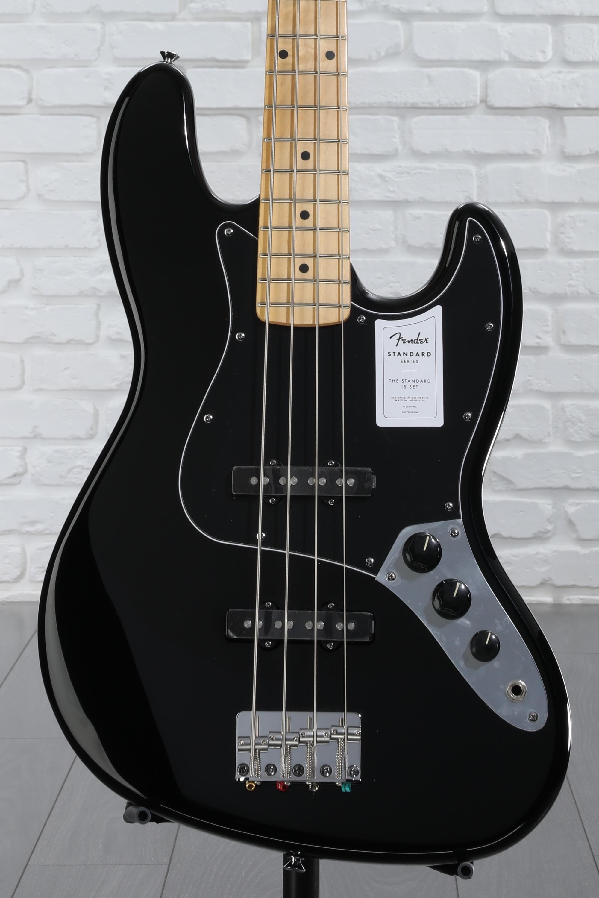 Fender Standard Jazz Bass - Black, Maple Fingerboard