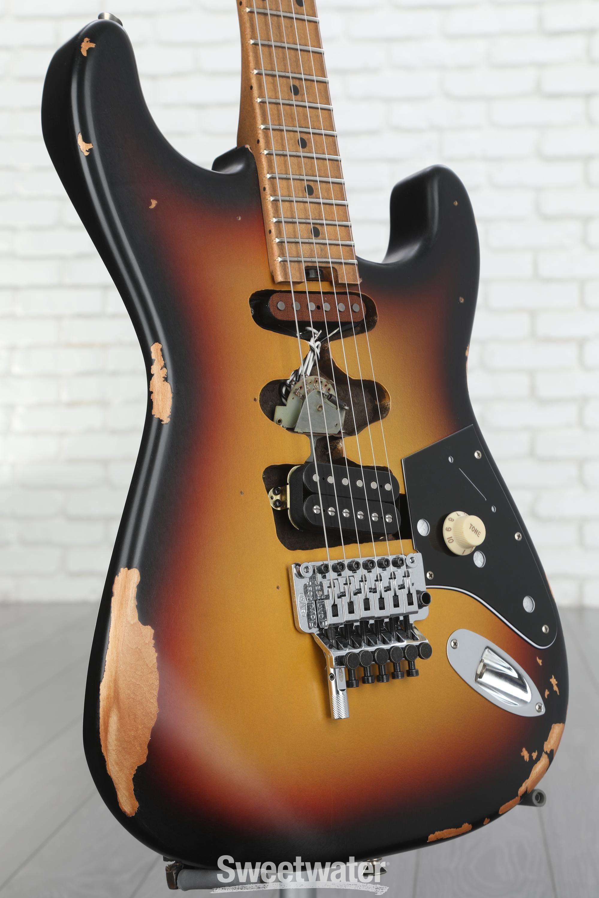 ◆ CustomElectrolic Relic SunburstStrato◆ EVH Limited-edition Frankenstein Series Relic Electric Guitar