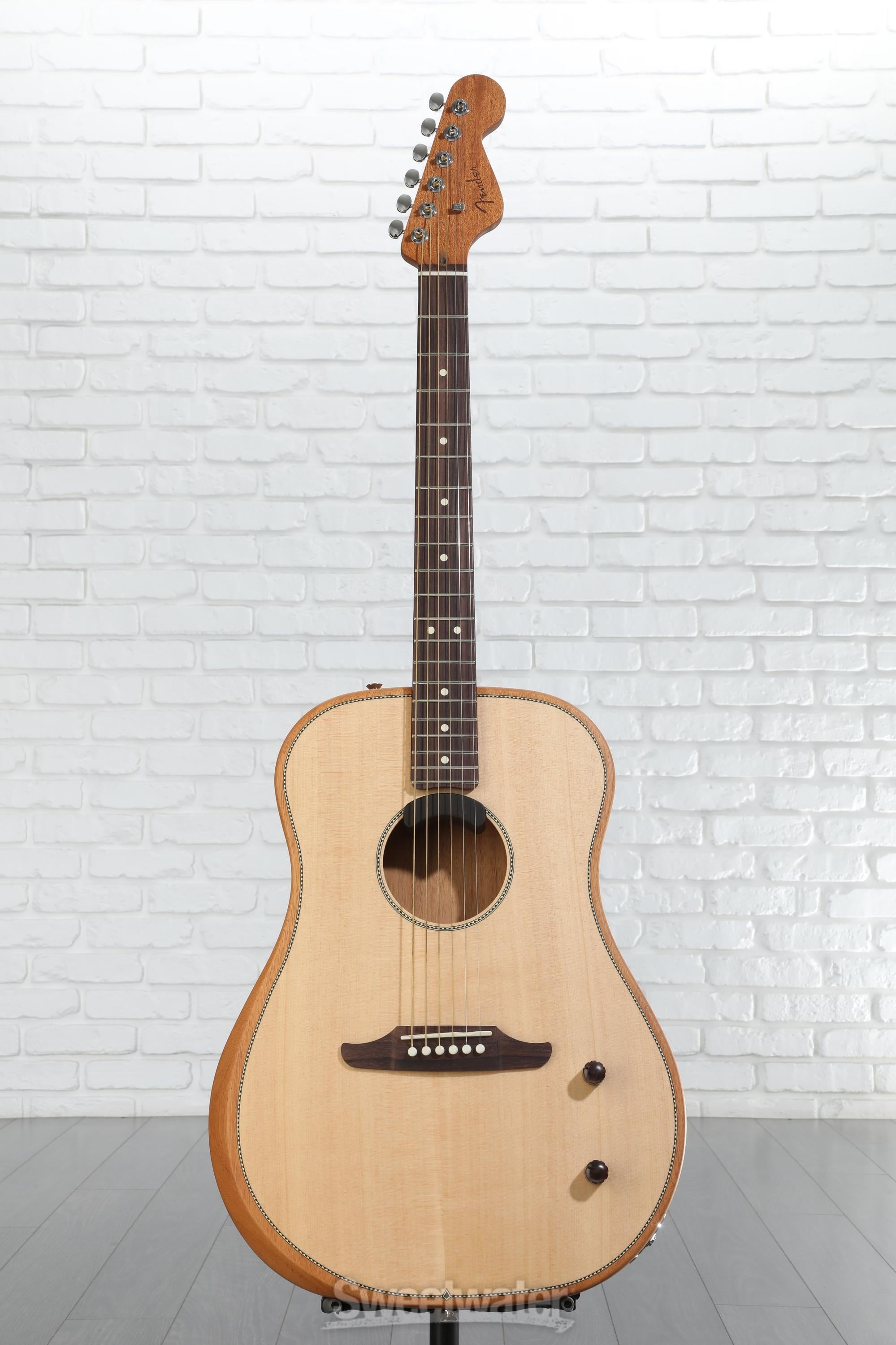 【美品】Fender Highwayシリーズ　Dreadnought Nat 楽天市場】Fender Highway Series Dreadnought -All Mahogany