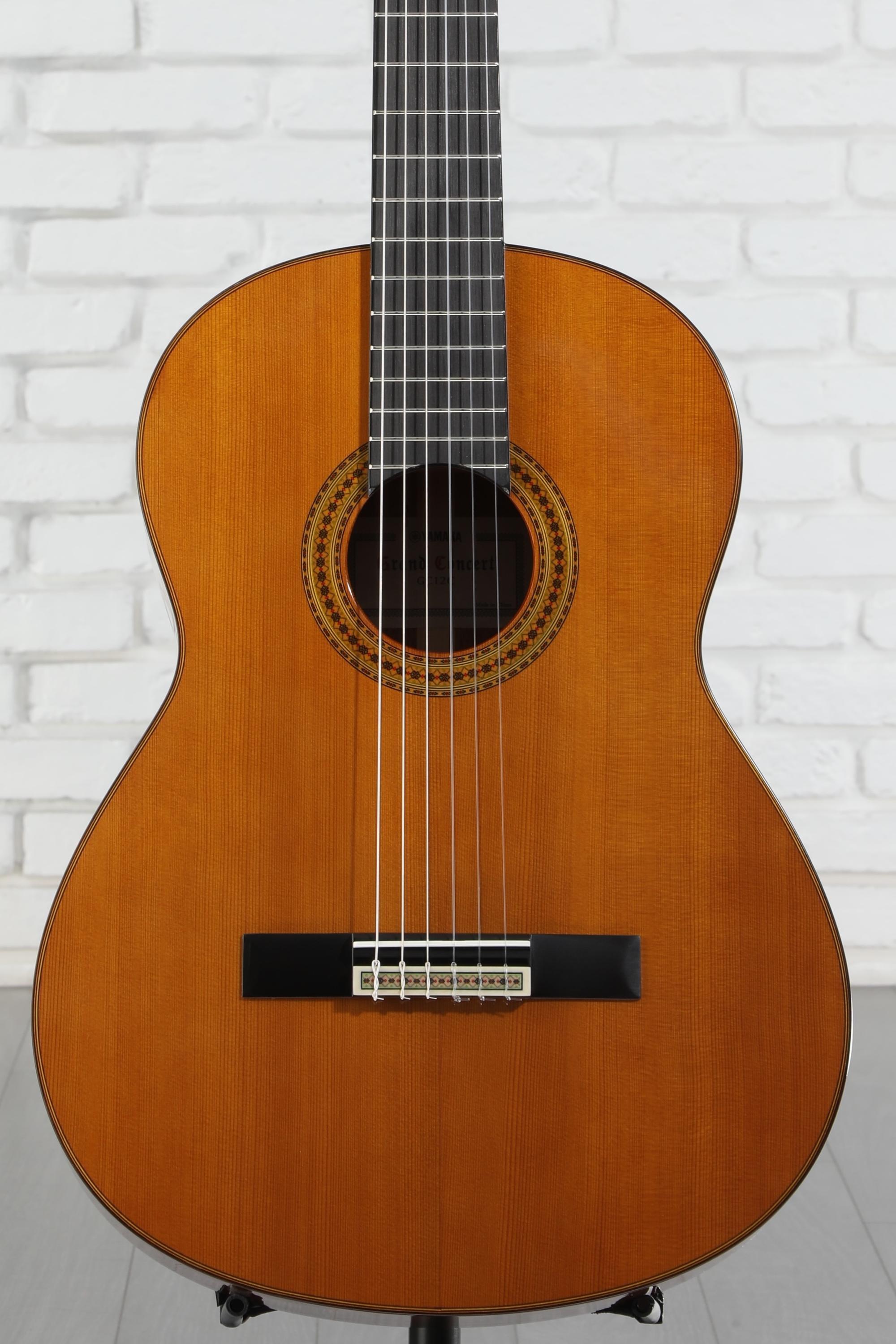 Yamaha GC12C Classical Guitar - Natural | Sweetwater