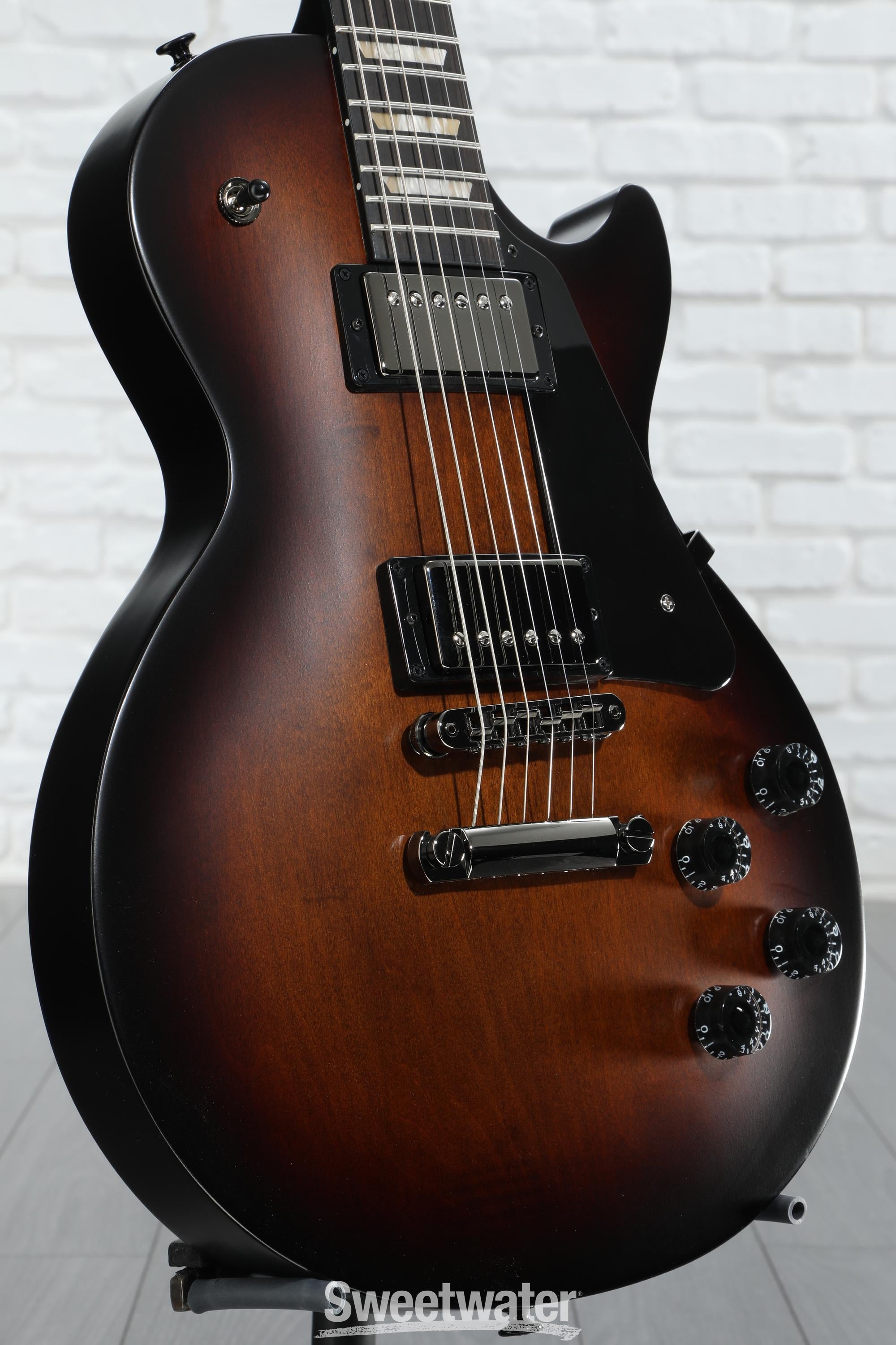 Gibson Les Paul Studio Modern Electric Guitar - Smokehouse Gibson Les Paul Studio Modern Electric Guitar - Smokehouse