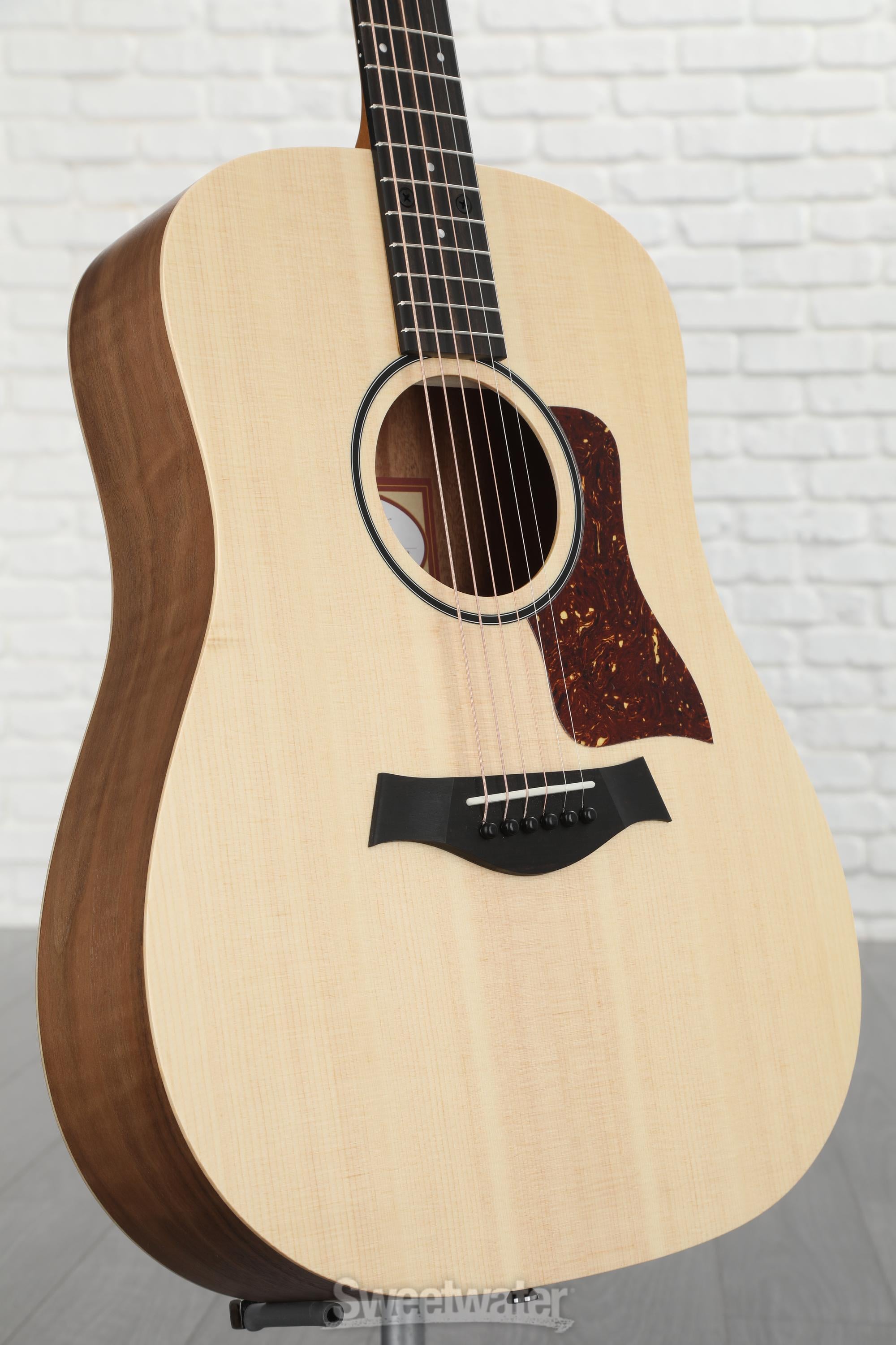 Taylor Big Baby Taylor BBT - Natural | Sweetwater