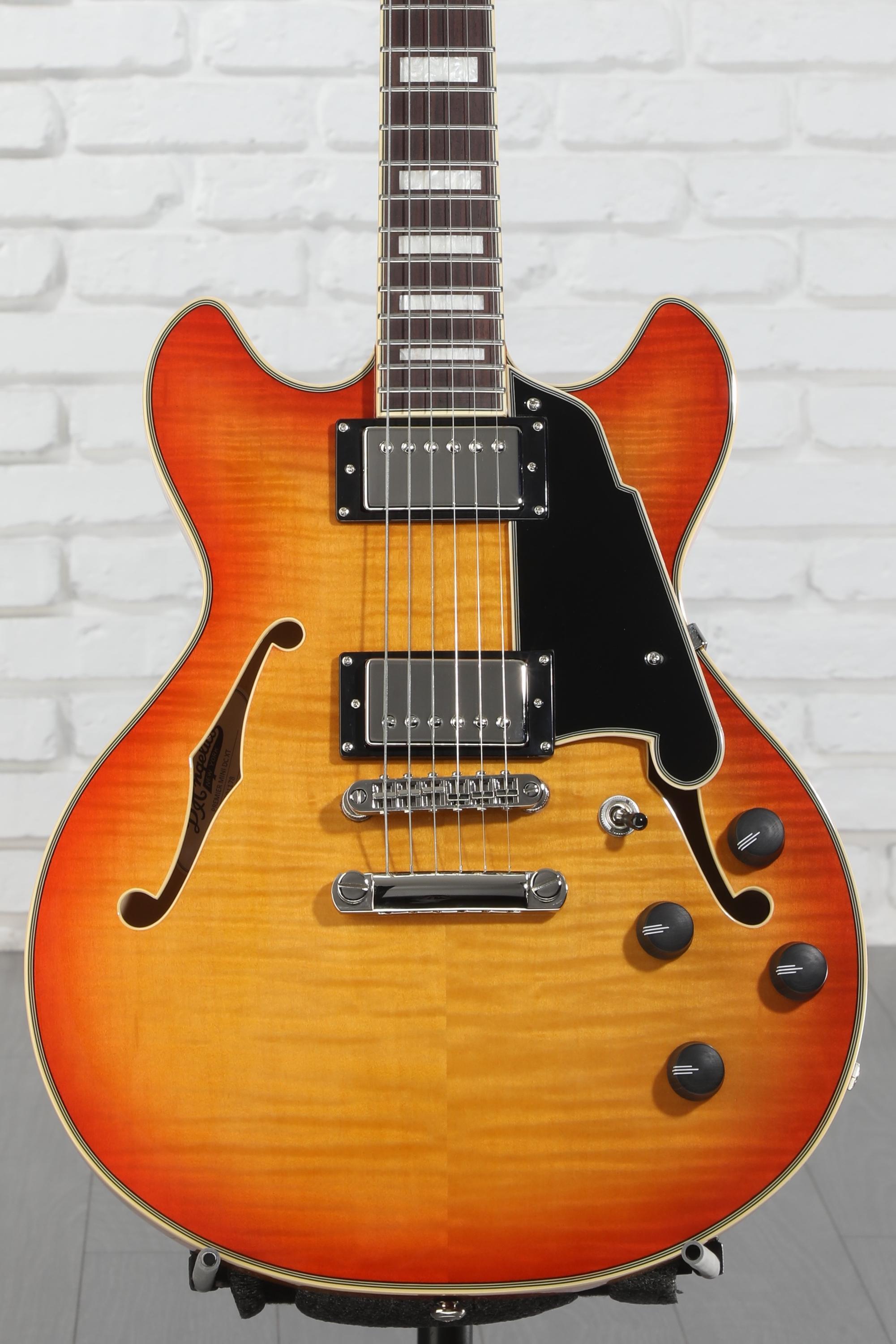 【セミアコ】D'Angelico Premier Mini DC Amazon.com: D'Angelico Premier Mini DC Electric Guitar - Brown