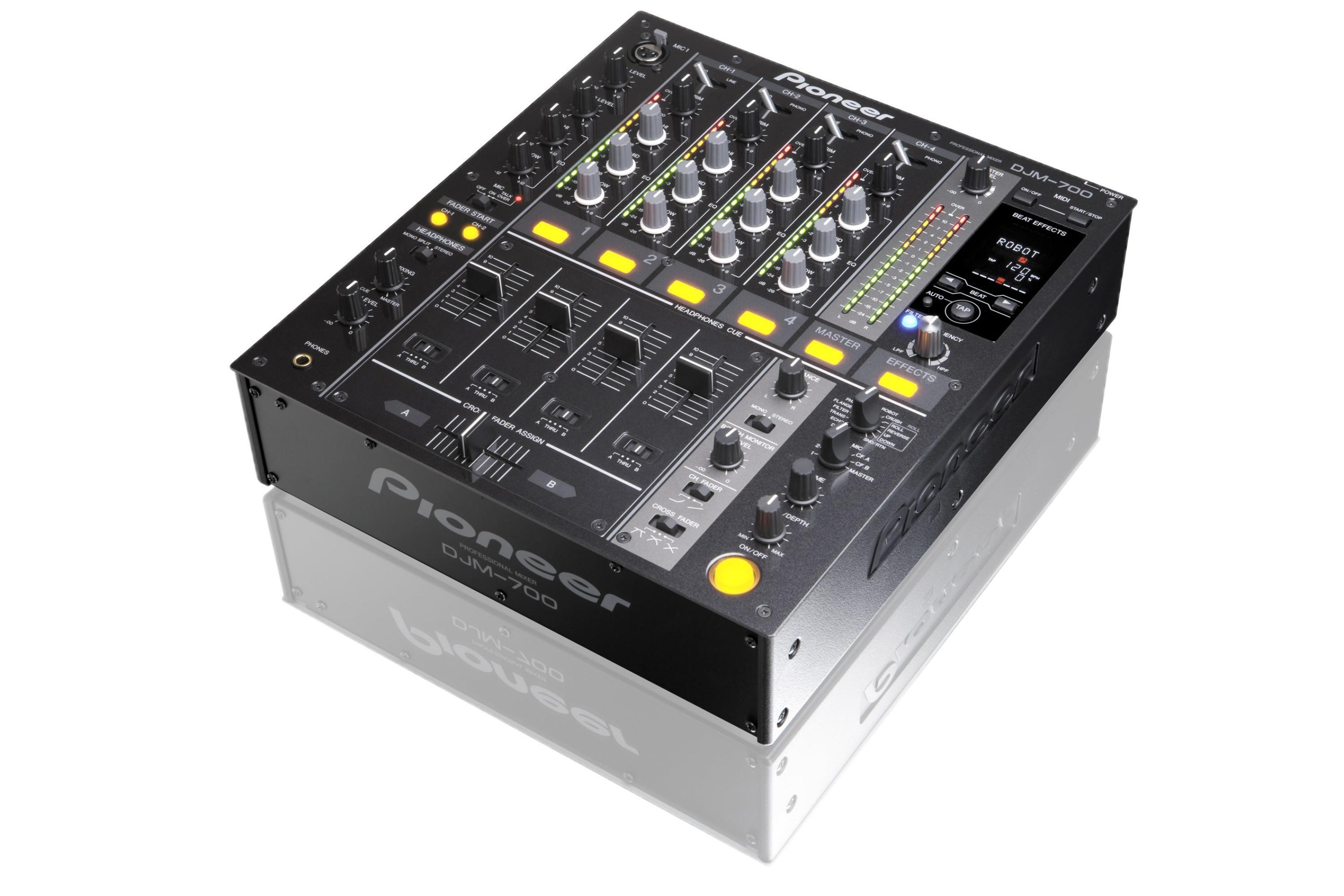 Pioneer DJ DJM-700 4-channel DJ Mixer