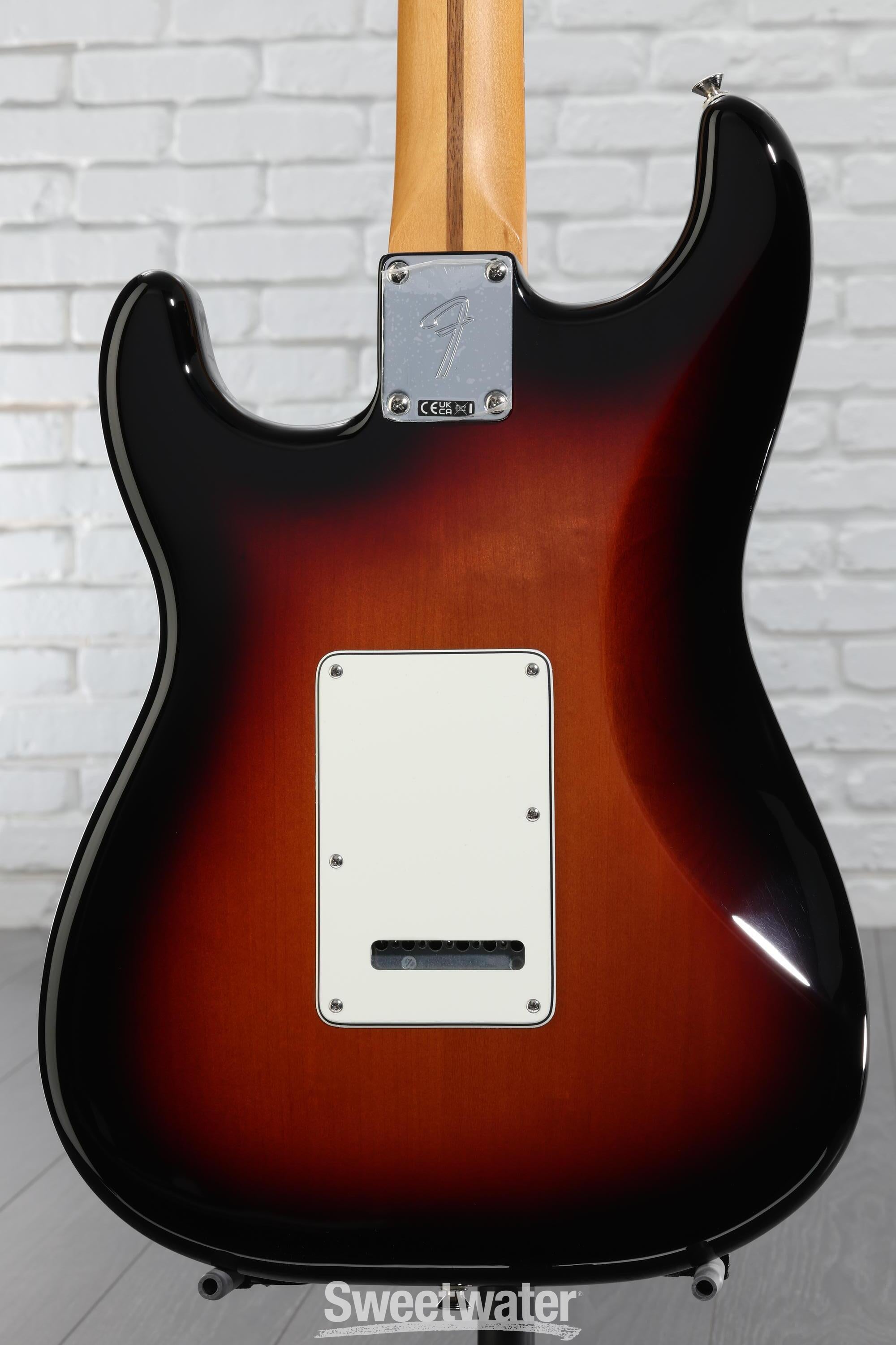 Fender Player II Stratocaster Electric Guitar - 3-color Sunburst with Rosewood Fingerboard