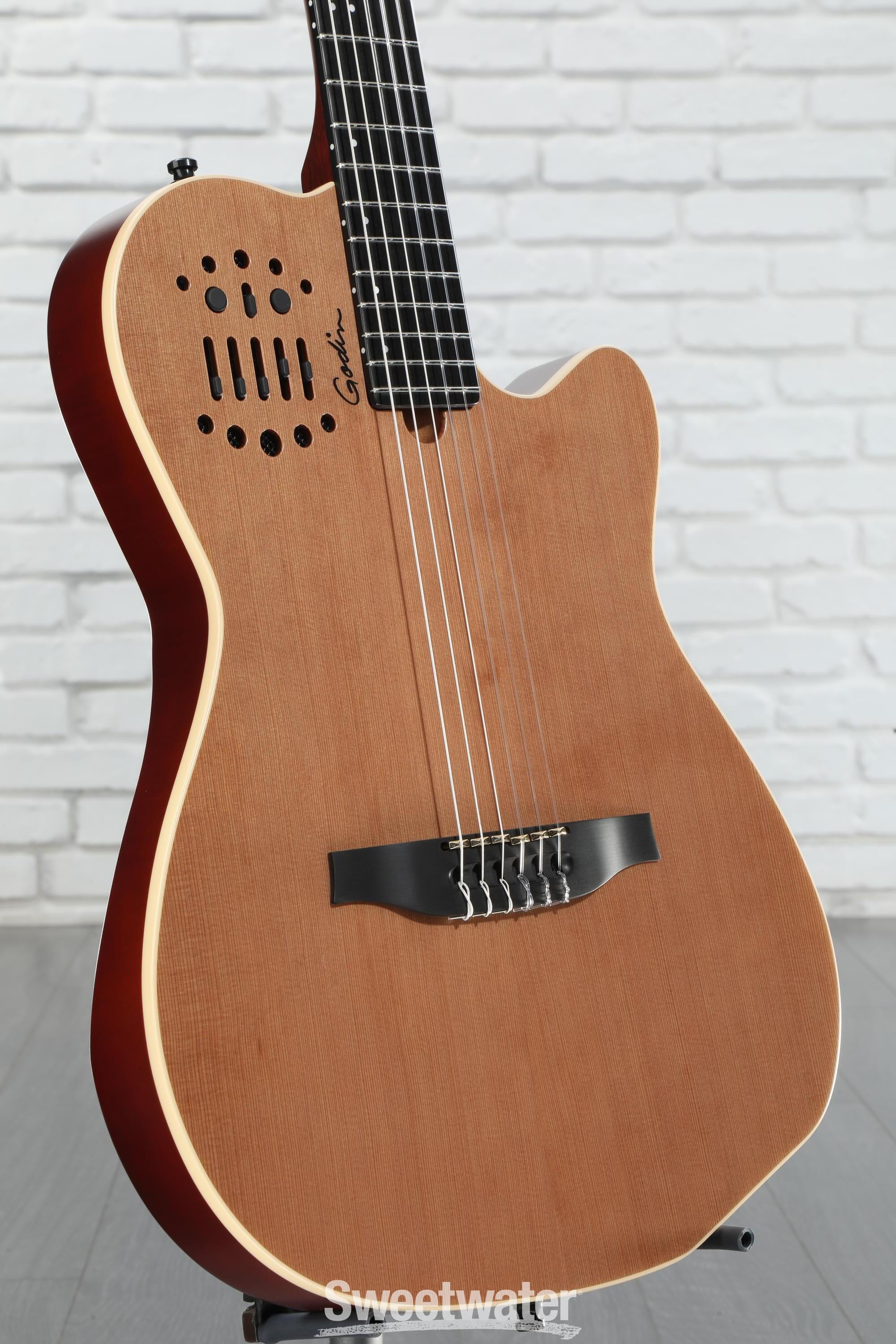 Godin ACS-SA Slim, Nylon String Acoustic-Electric Guitar Godin ACS-SA Slim, Nylon String Acoustic-Electric Guitar