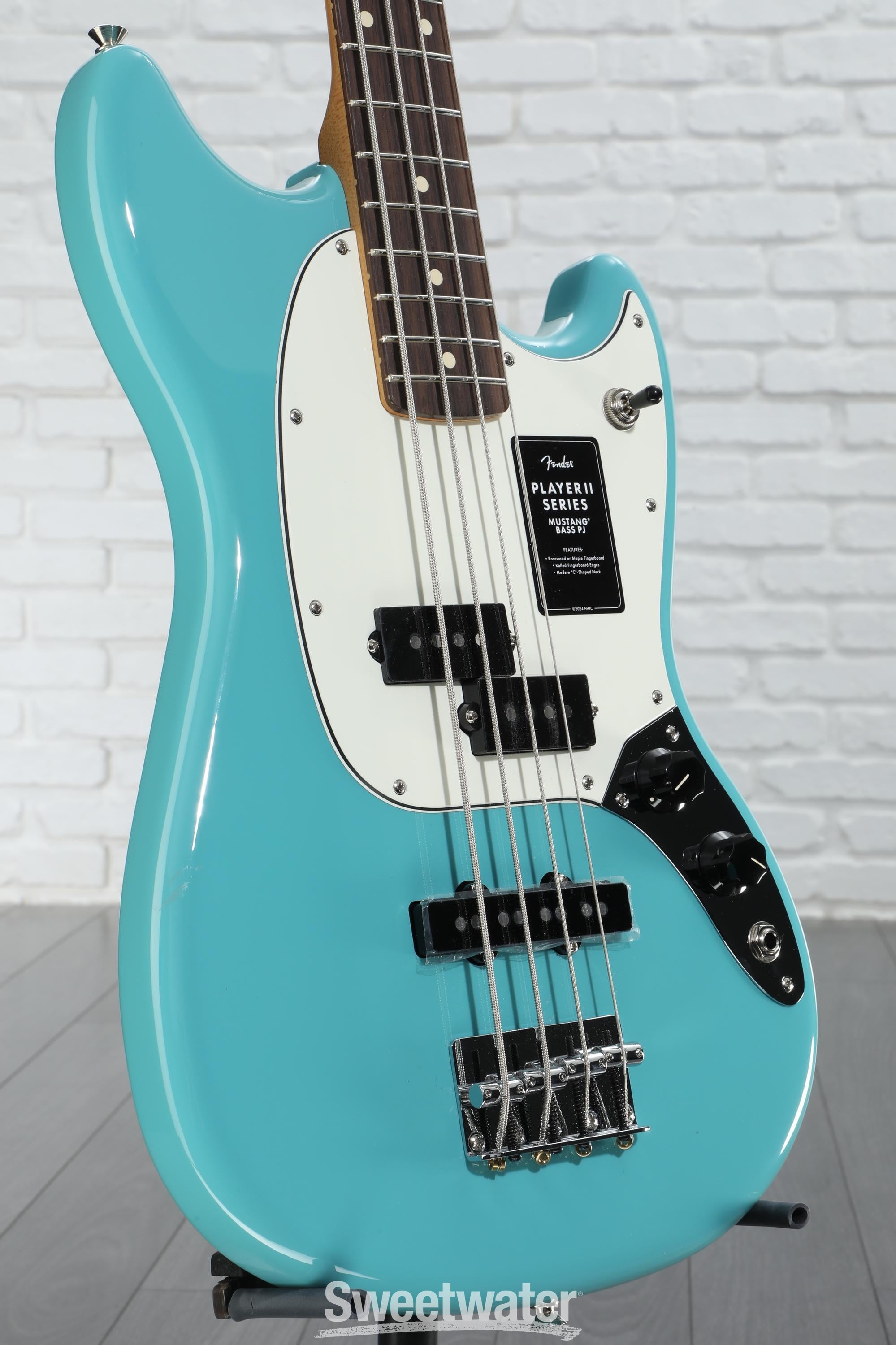 Fender Player II Mustang Bass PJ - Aquatone Blue with